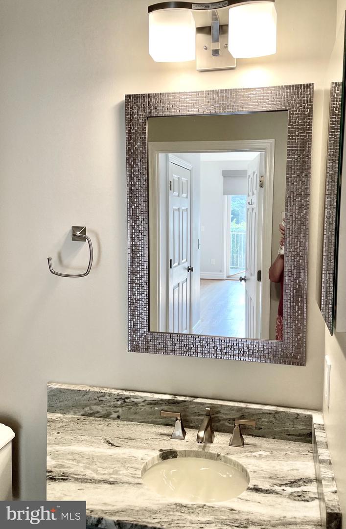 1625 International Dr #114