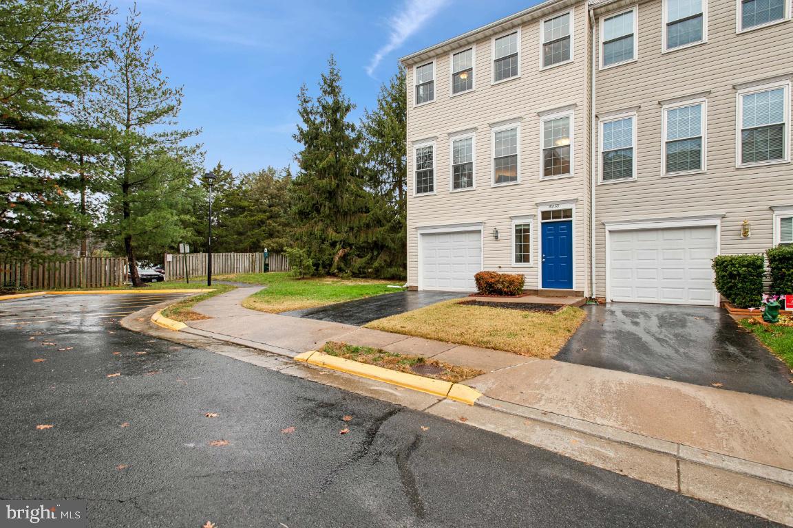 6250 Frosty Winter Ct