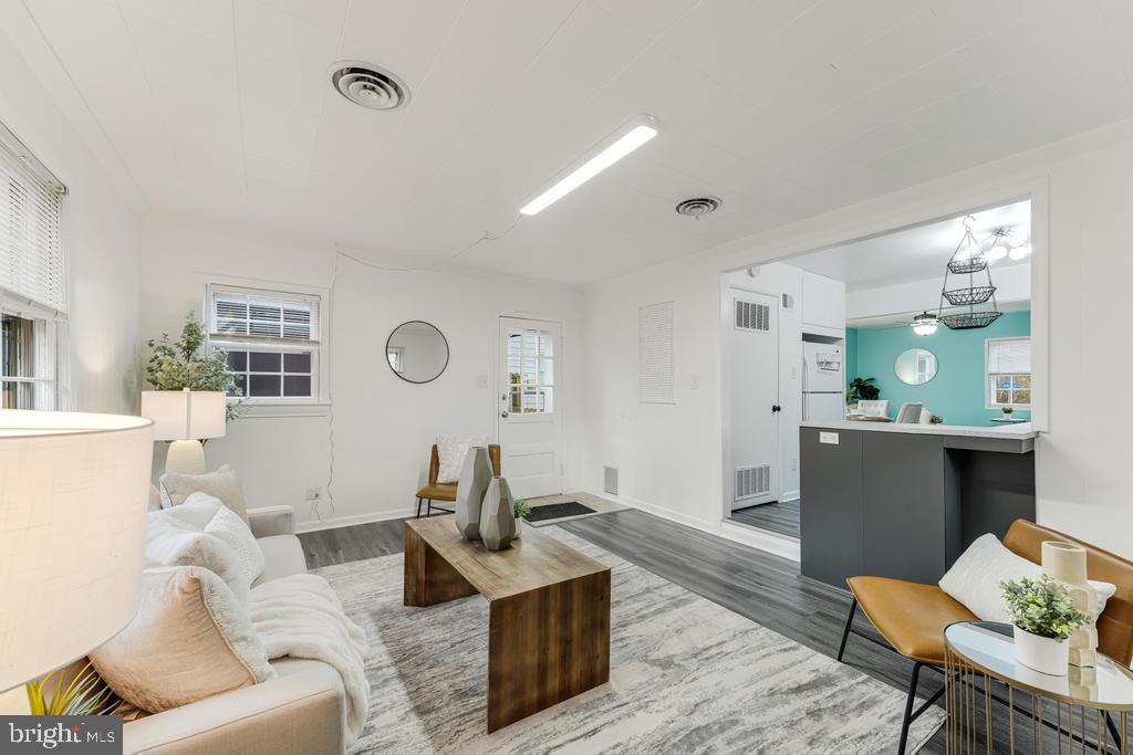 3123 ELMWOOD DRIVE