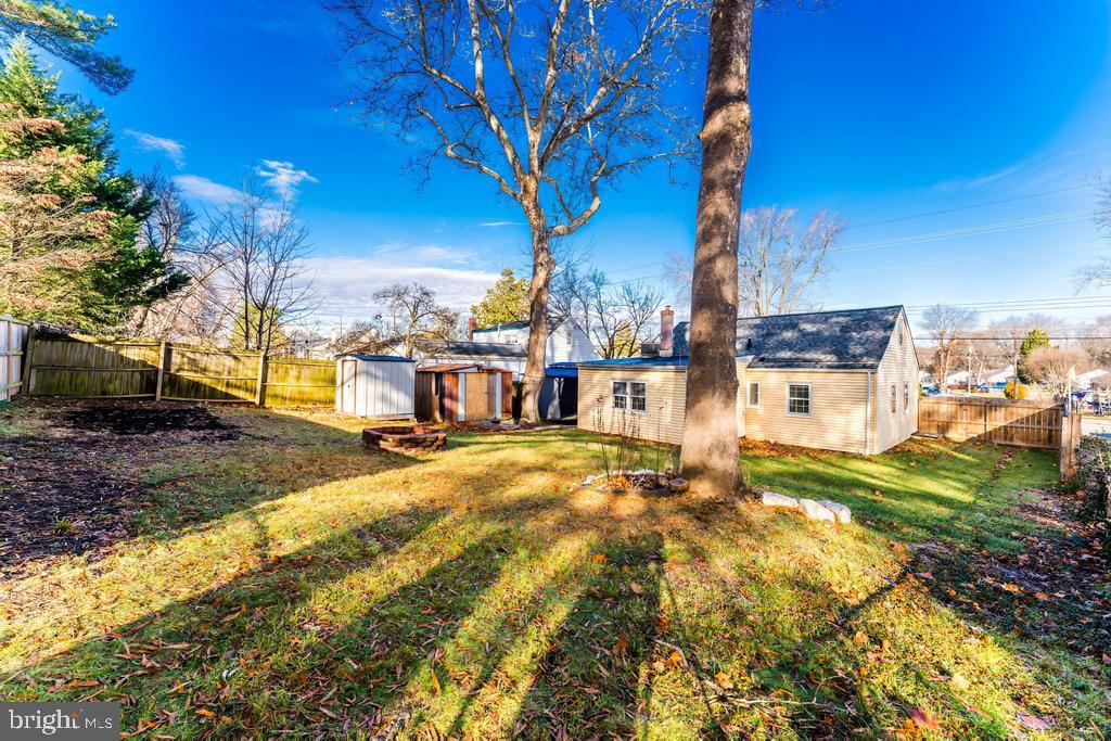 3123 ELMWOOD DRIVE