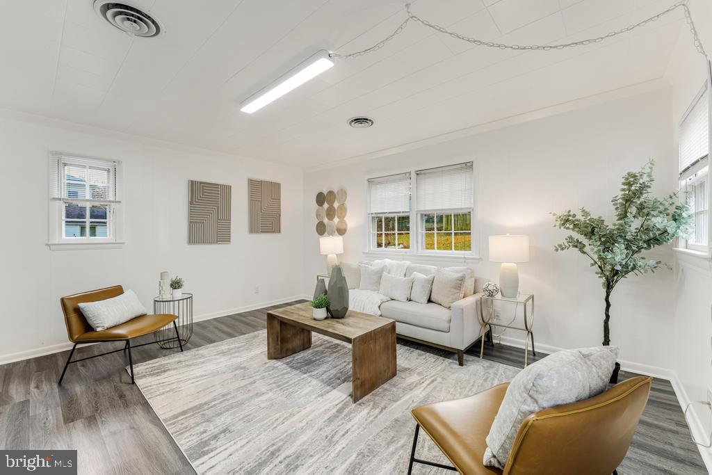 3123 ELMWOOD DRIVE
