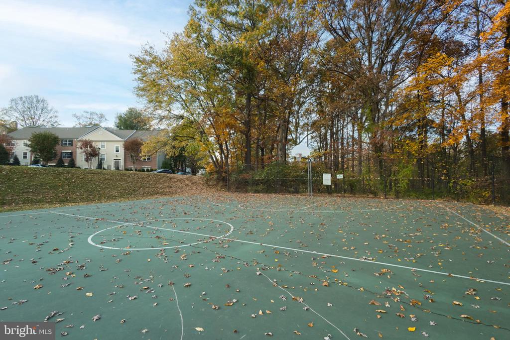 12000 GOLF RIDGE COURT Unit: 202