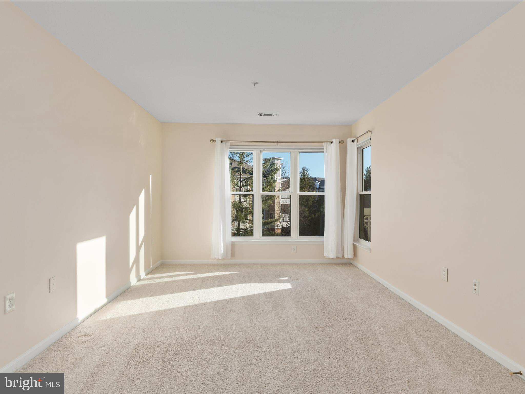 12915 Alton Sq #403