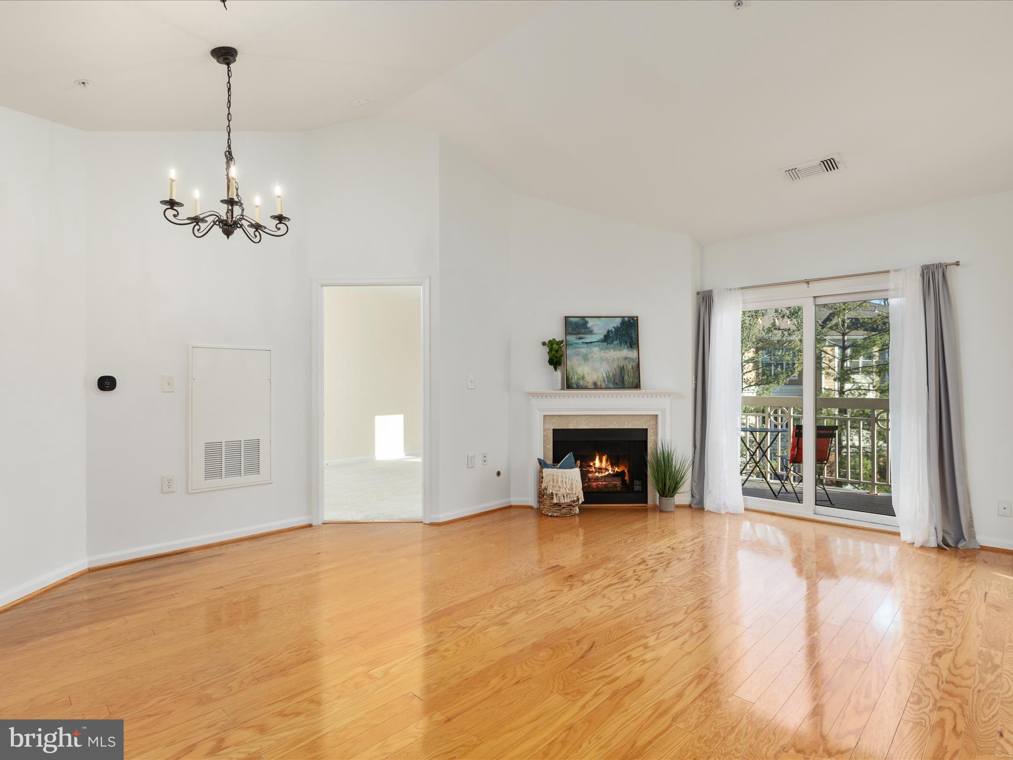12915 Alton Sq #403