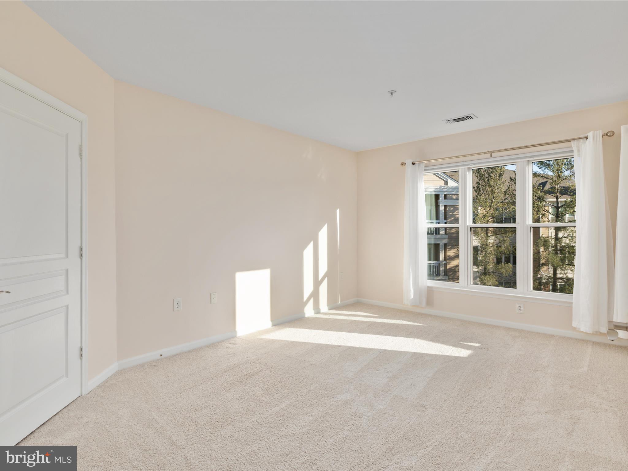 12915 Alton Sq #403