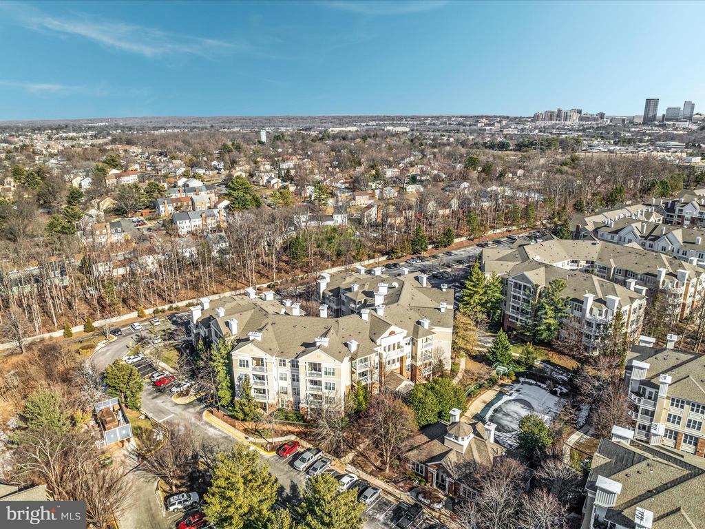 12915 Alton Sq #403