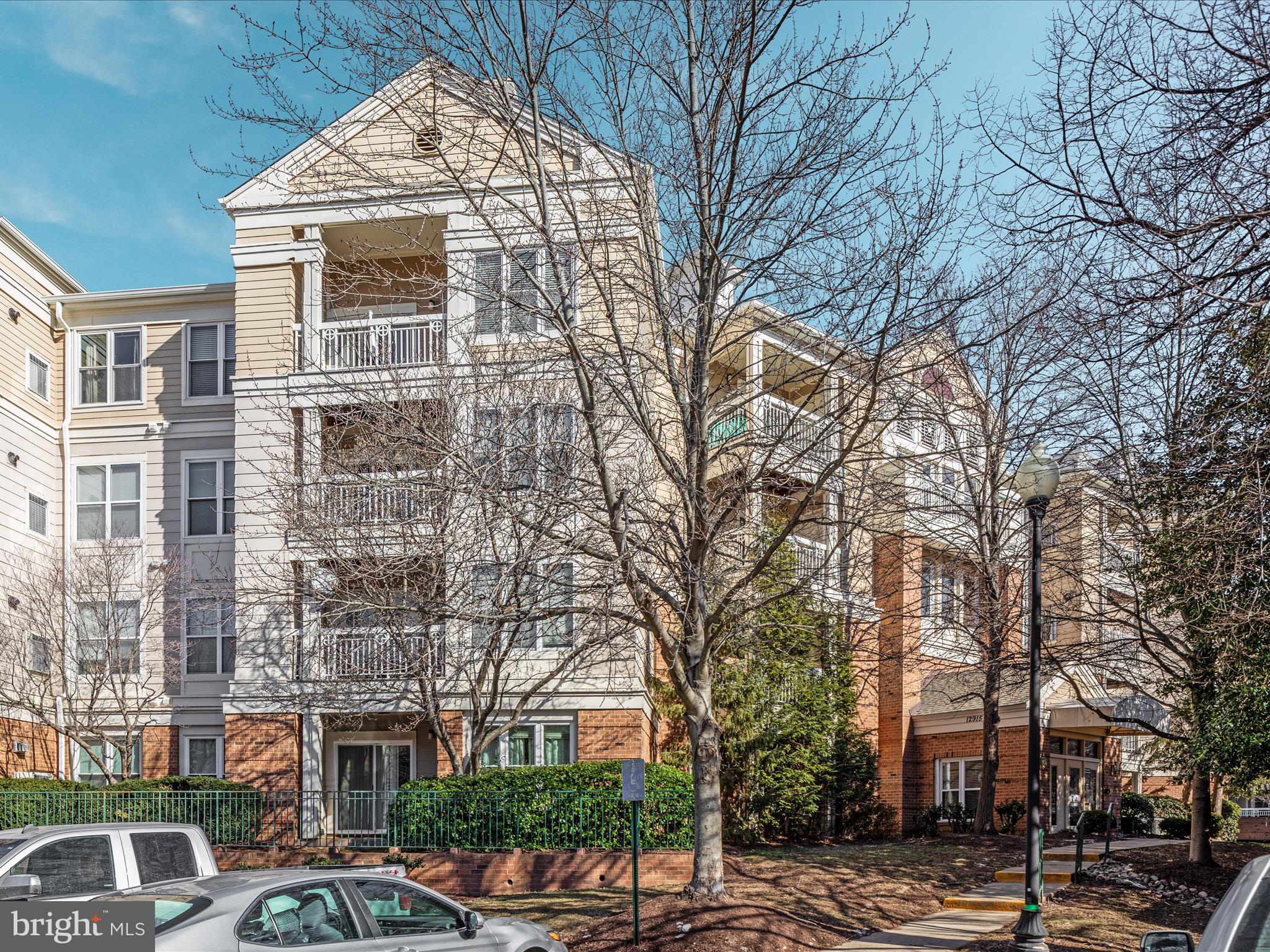 12915 Alton Sq #403