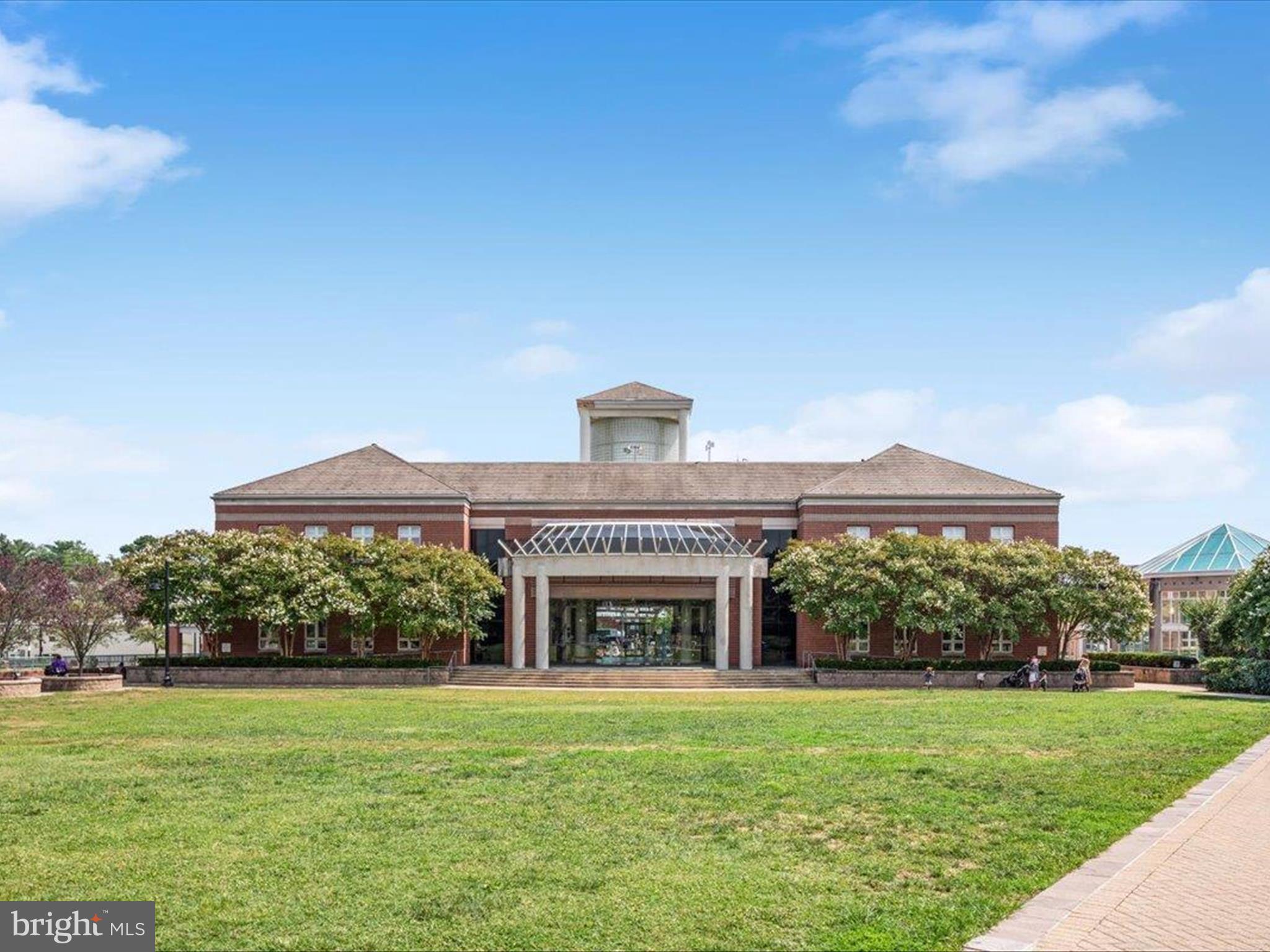 12915 Alton Sq #403