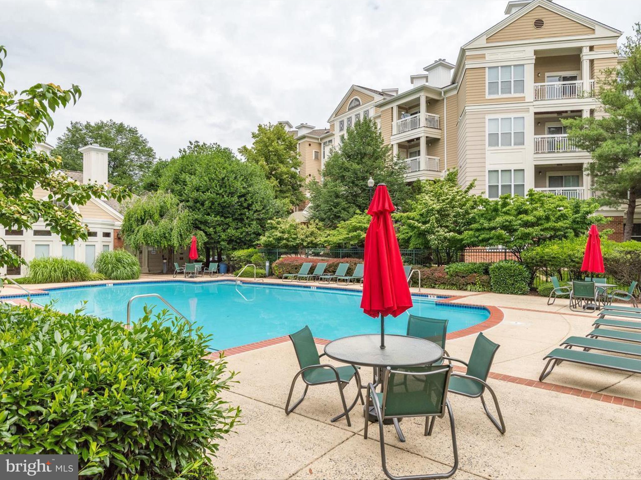 12915 Alton Sq #403