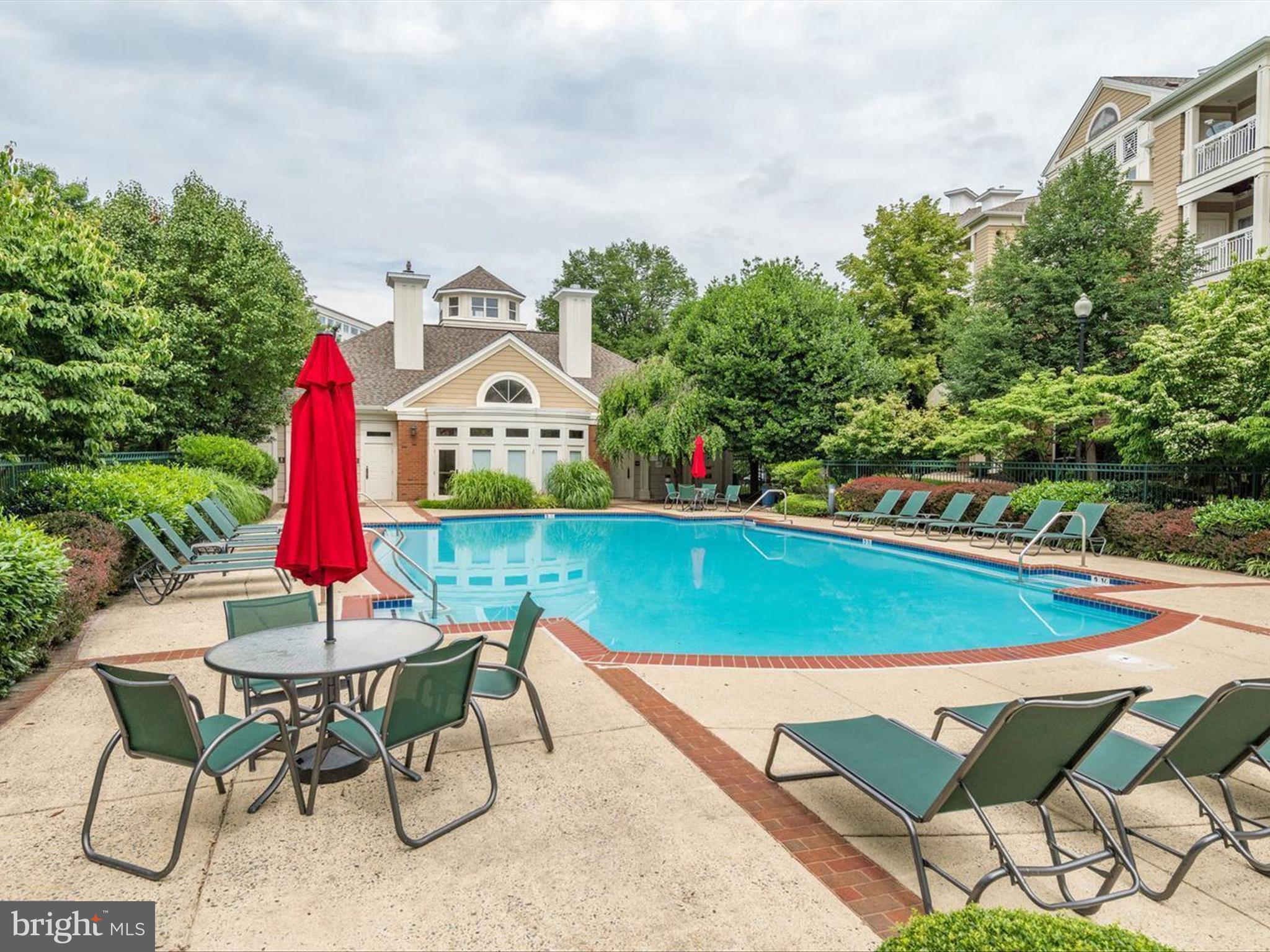 12915 Alton Sq #403