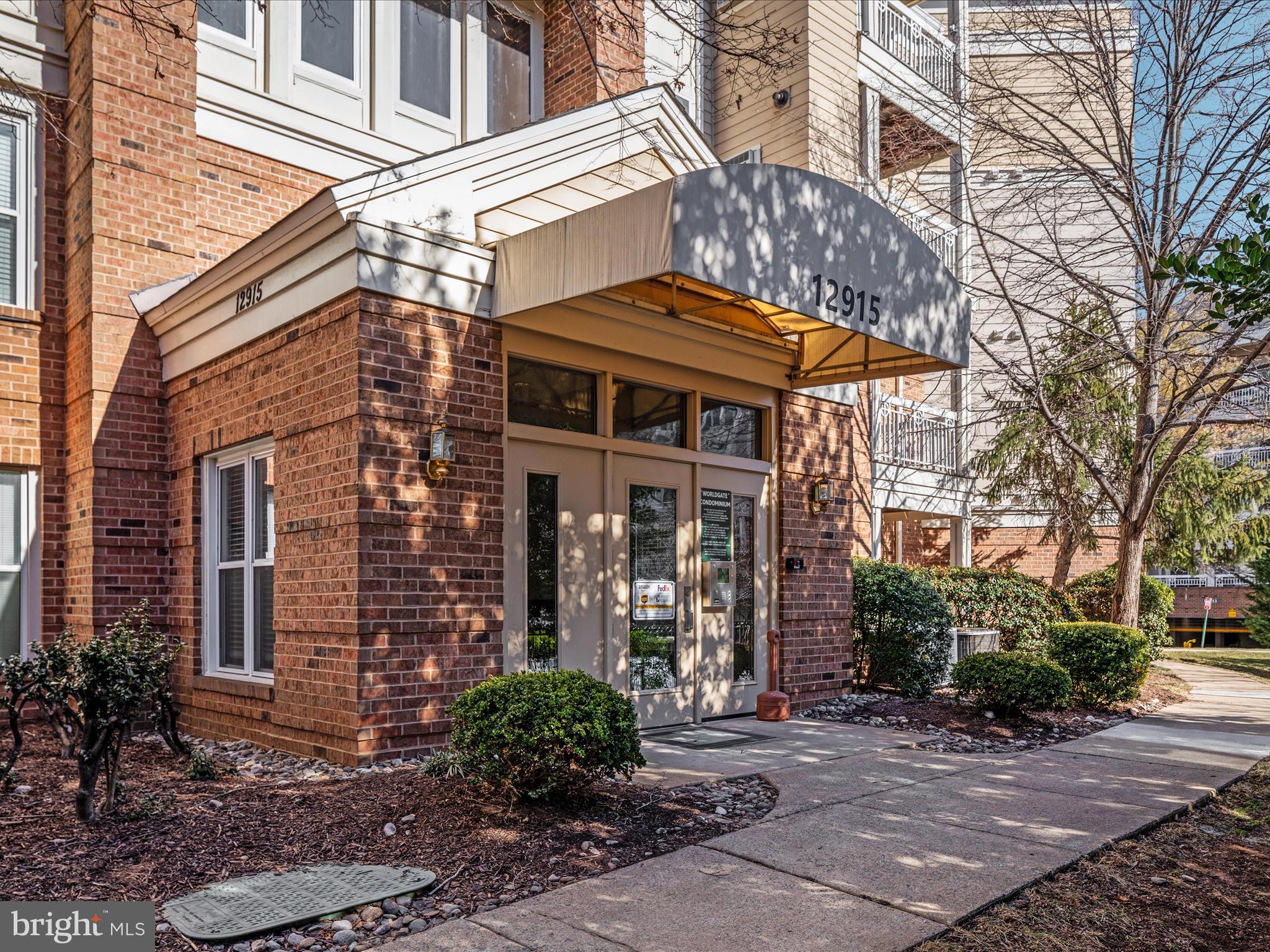 12915 Alton Sq #403
