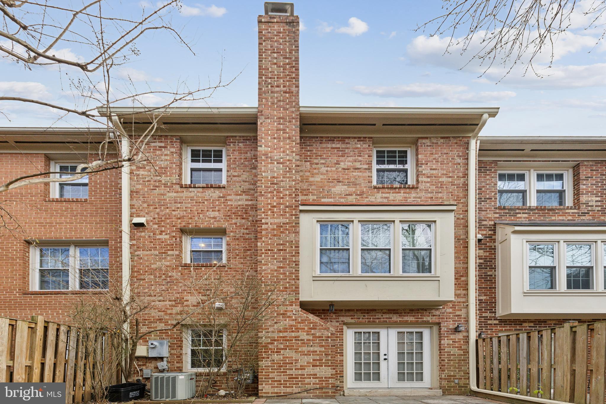 3092 Bradford Wood Ct