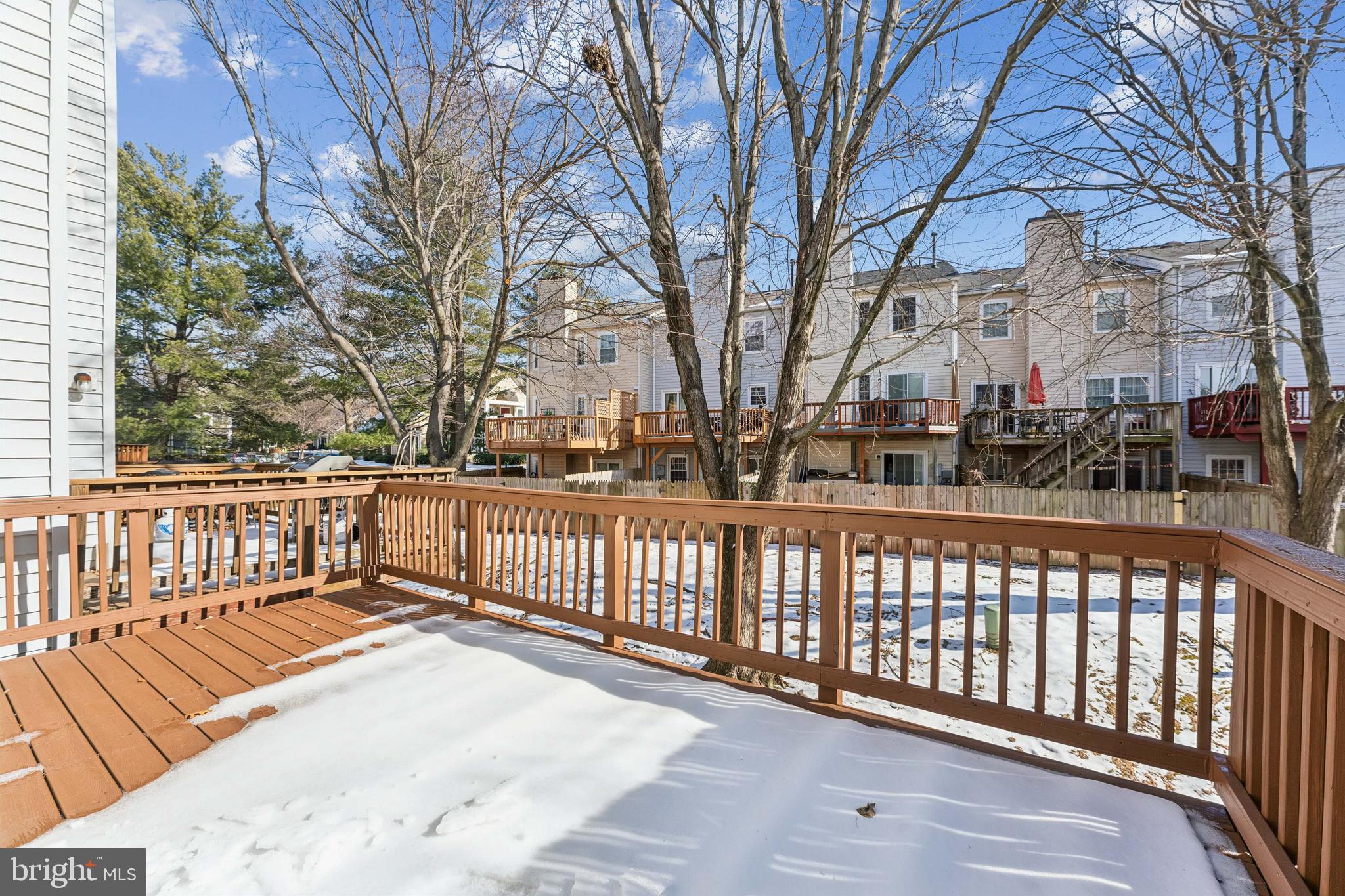 4282 Sleepy Lake Dr