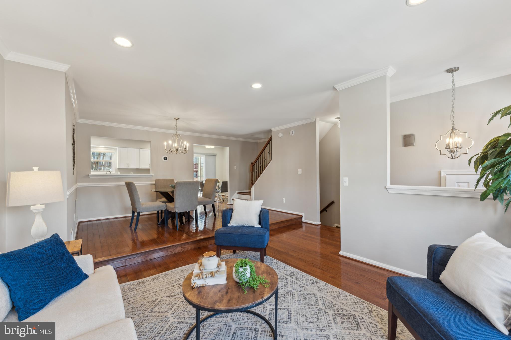 4282 Sleepy Lake Dr