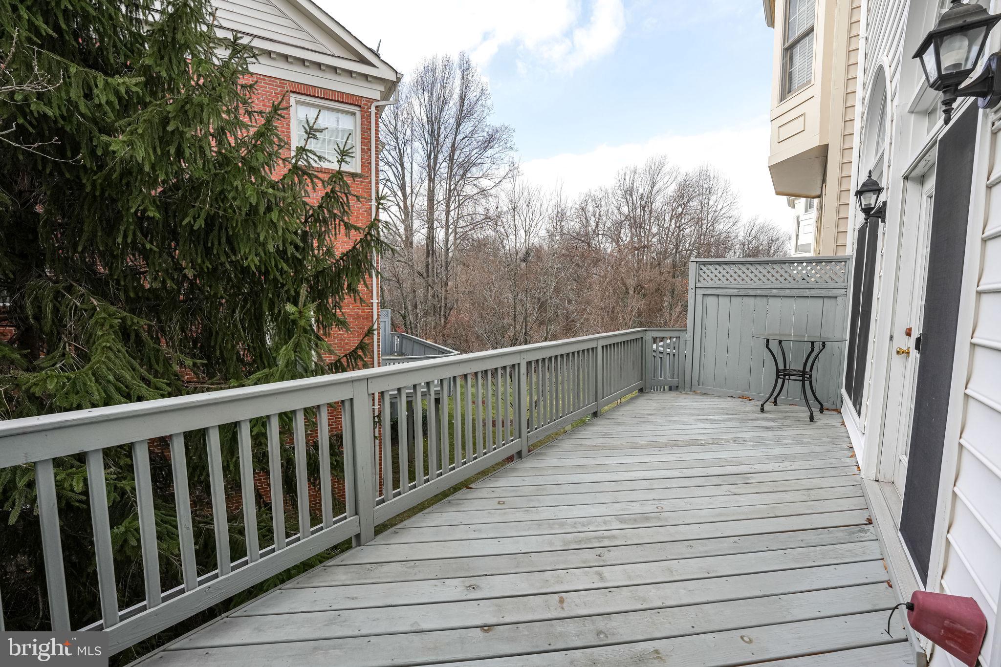 8809 HUNTING LODGE CT