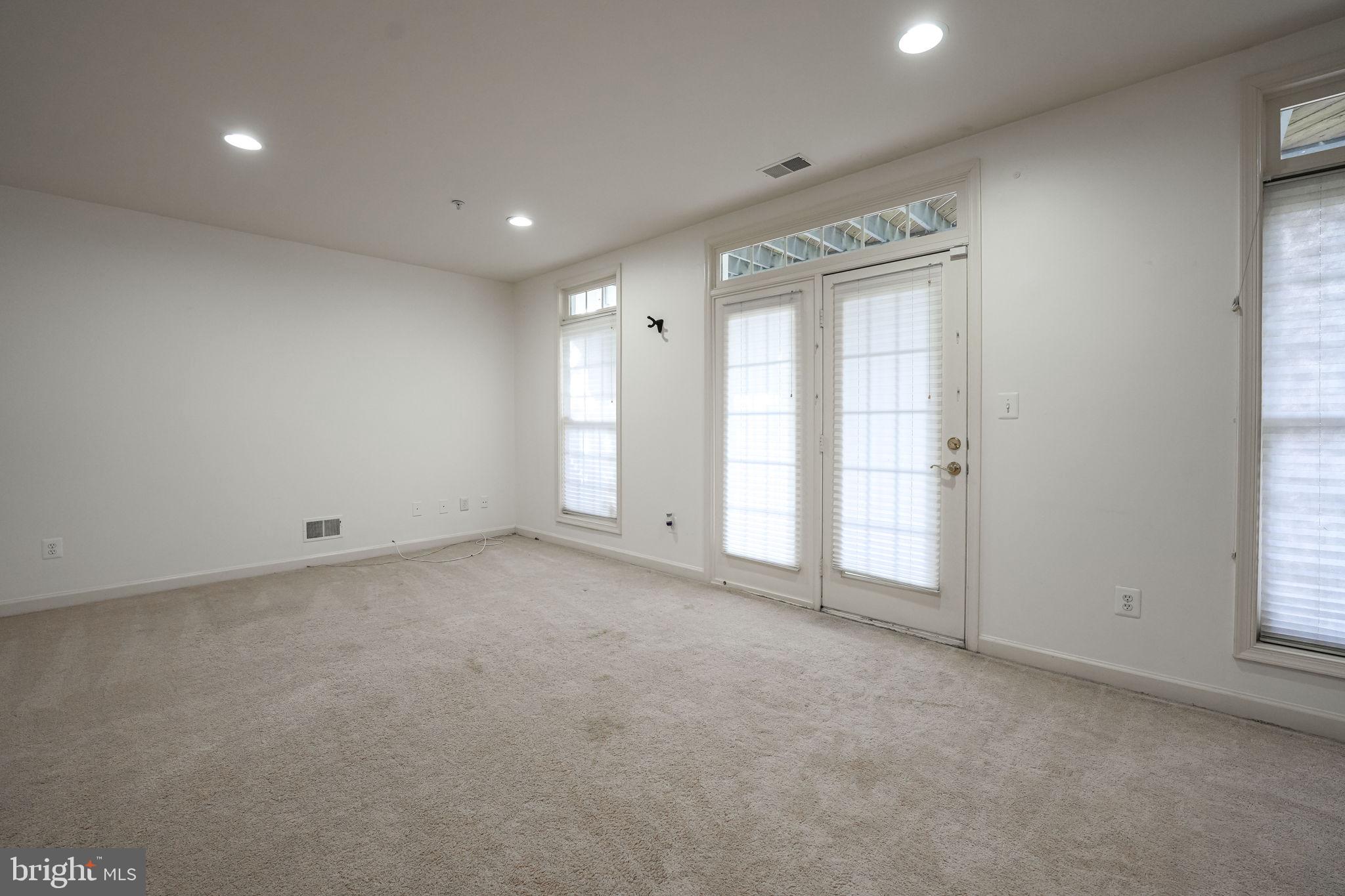8809 HUNTING LODGE CT