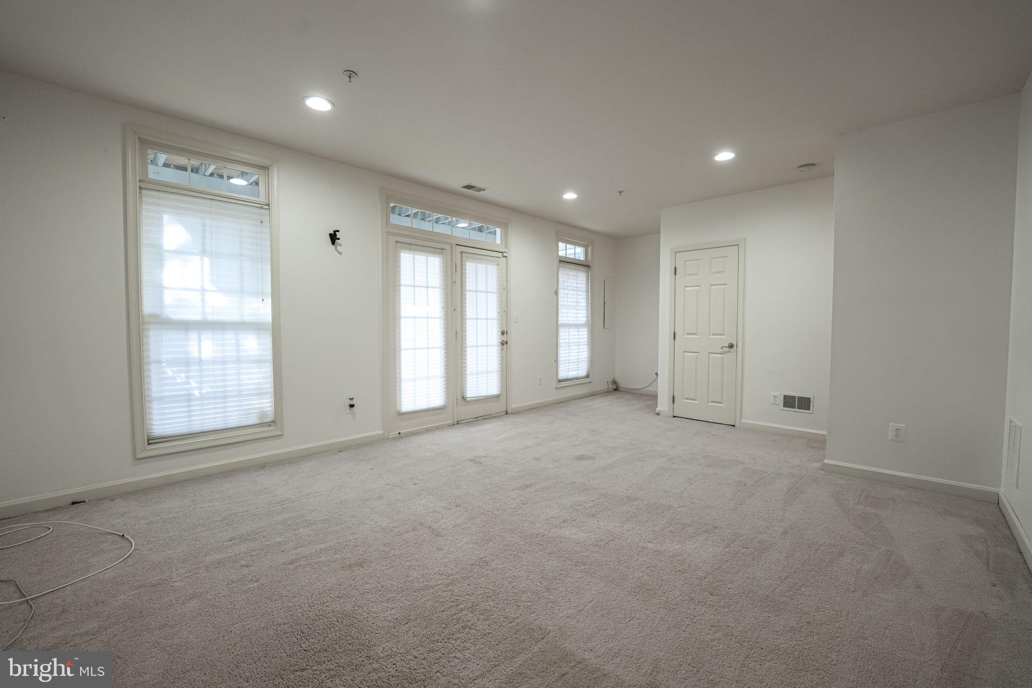 8809 HUNTING LODGE CT