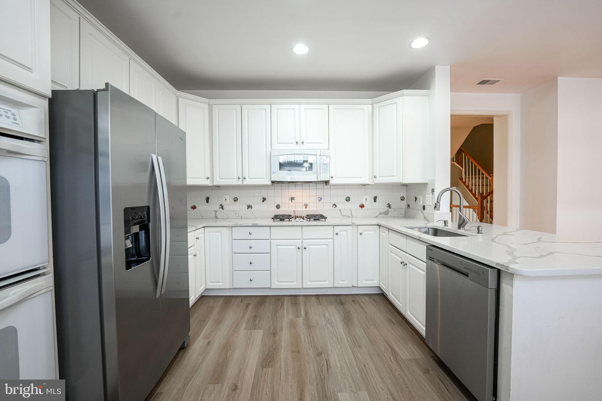 8809 HUNTING LODGE CT