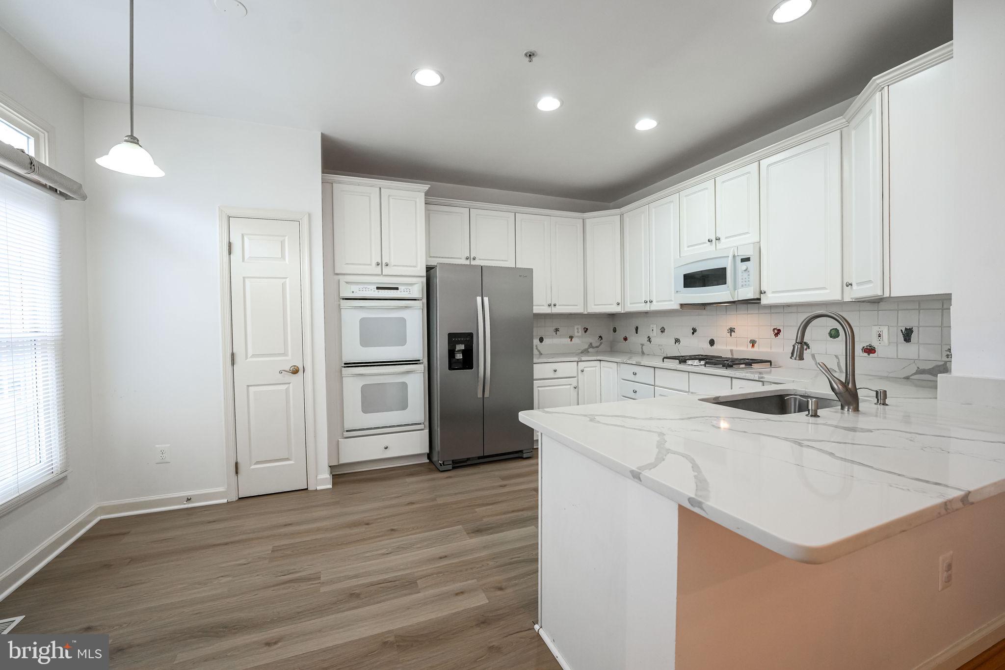 8809 HUNTING LODGE CT