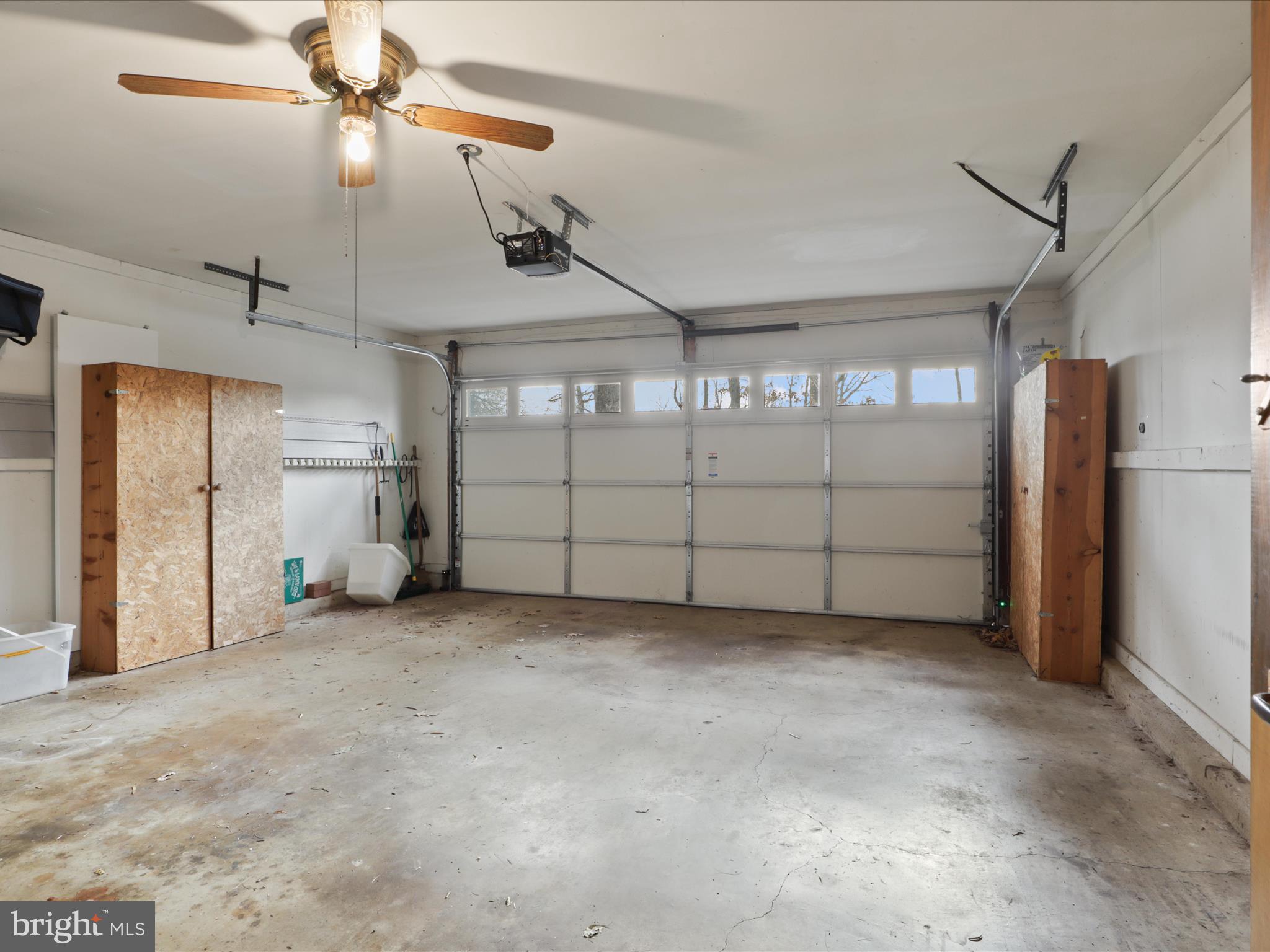 1530 HIDDENBROOK DR