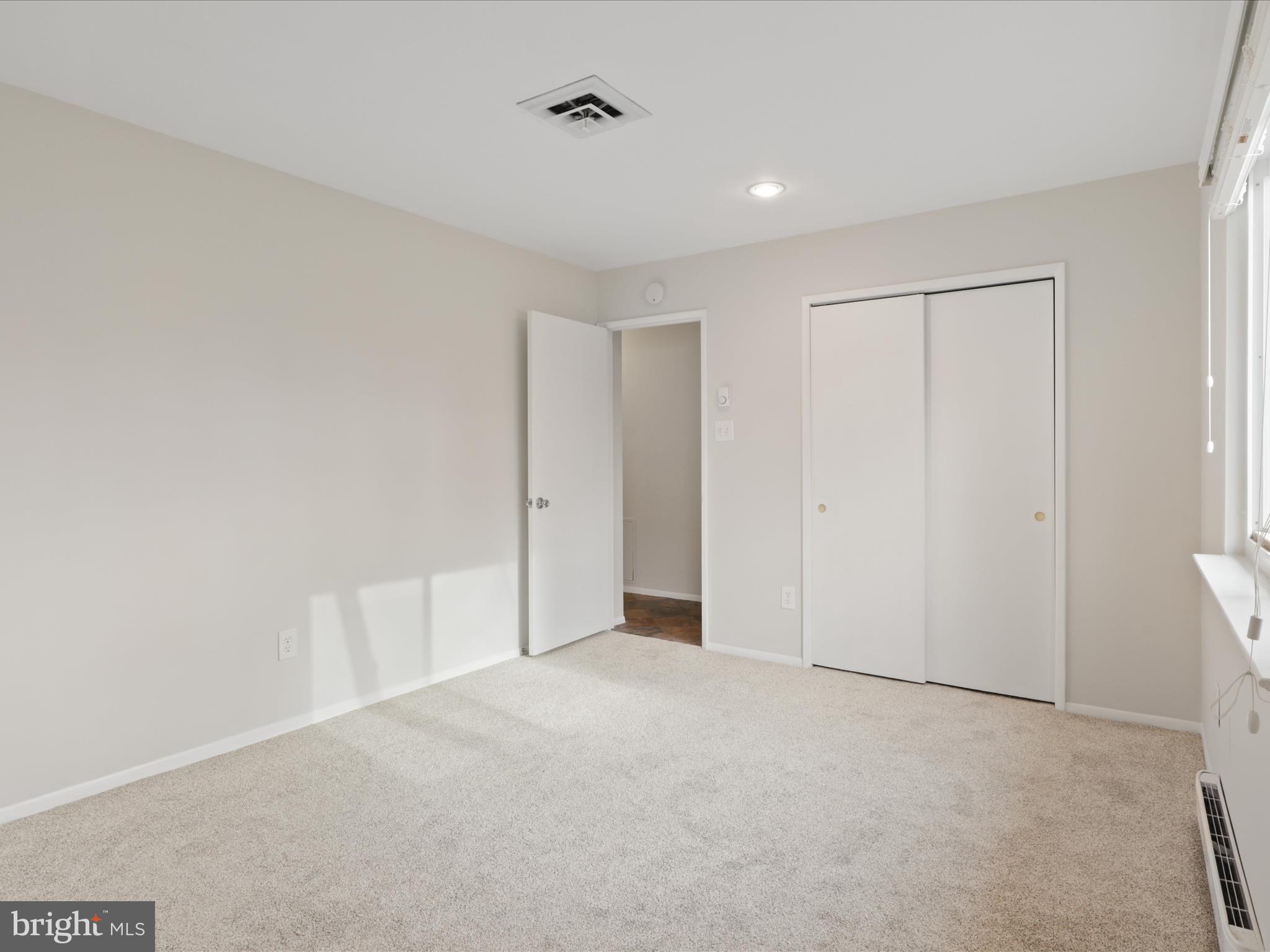 1530 HIDDENBROOK DR