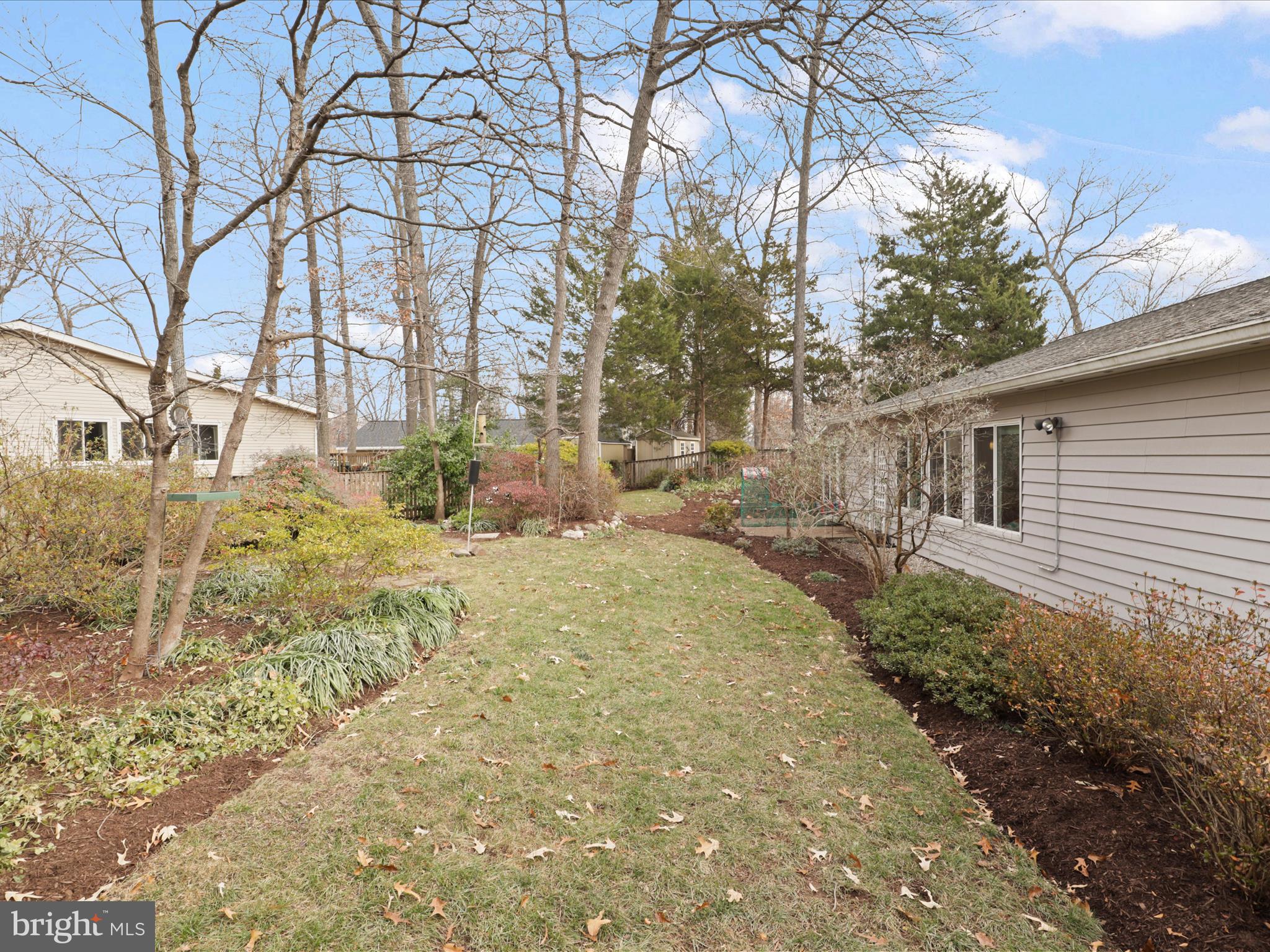 1530 HIDDENBROOK DR