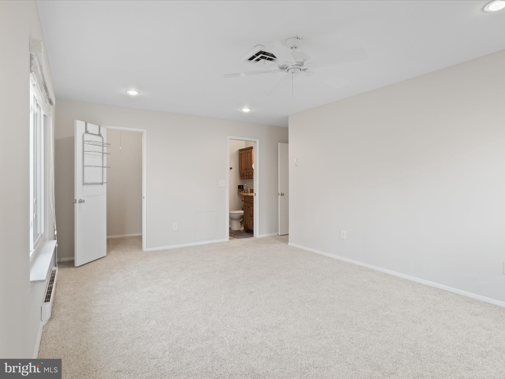 1530 HIDDENBROOK DR