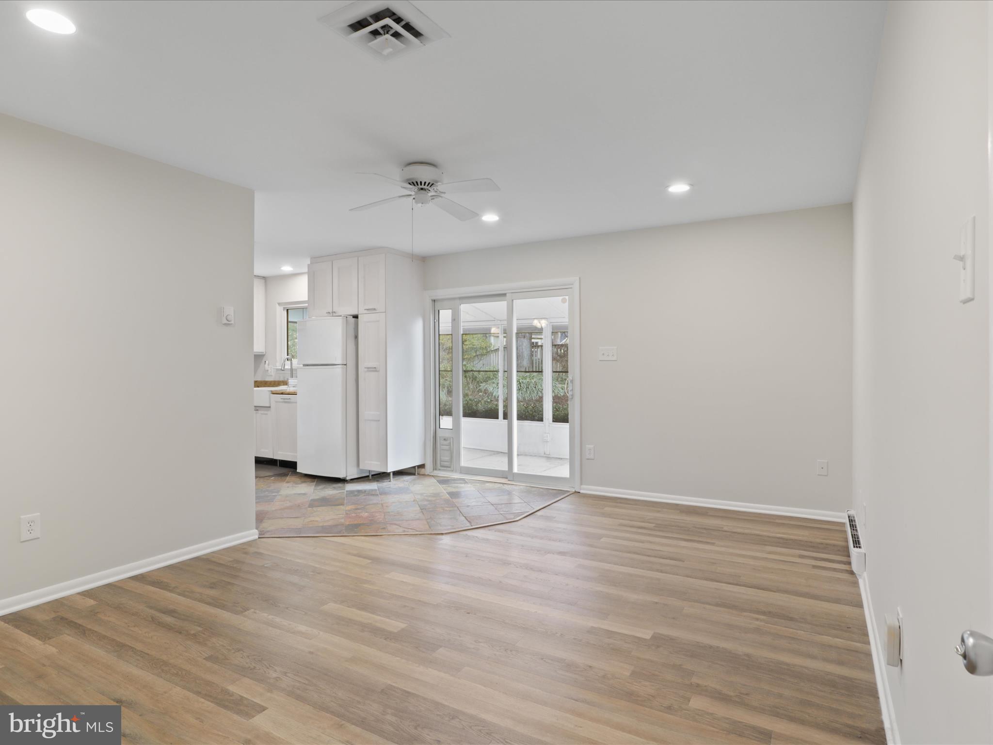 1530 HIDDENBROOK DR