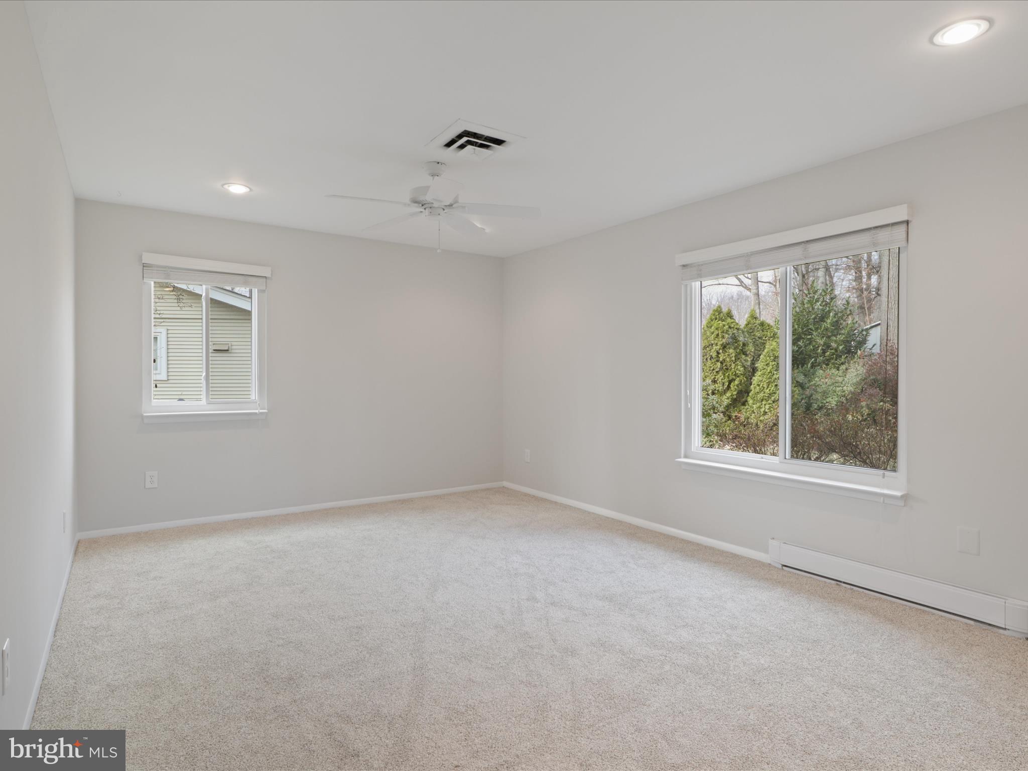 1530 HIDDENBROOK DR