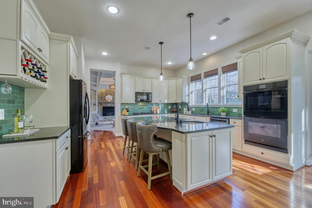 12193 Wild Horse Dr