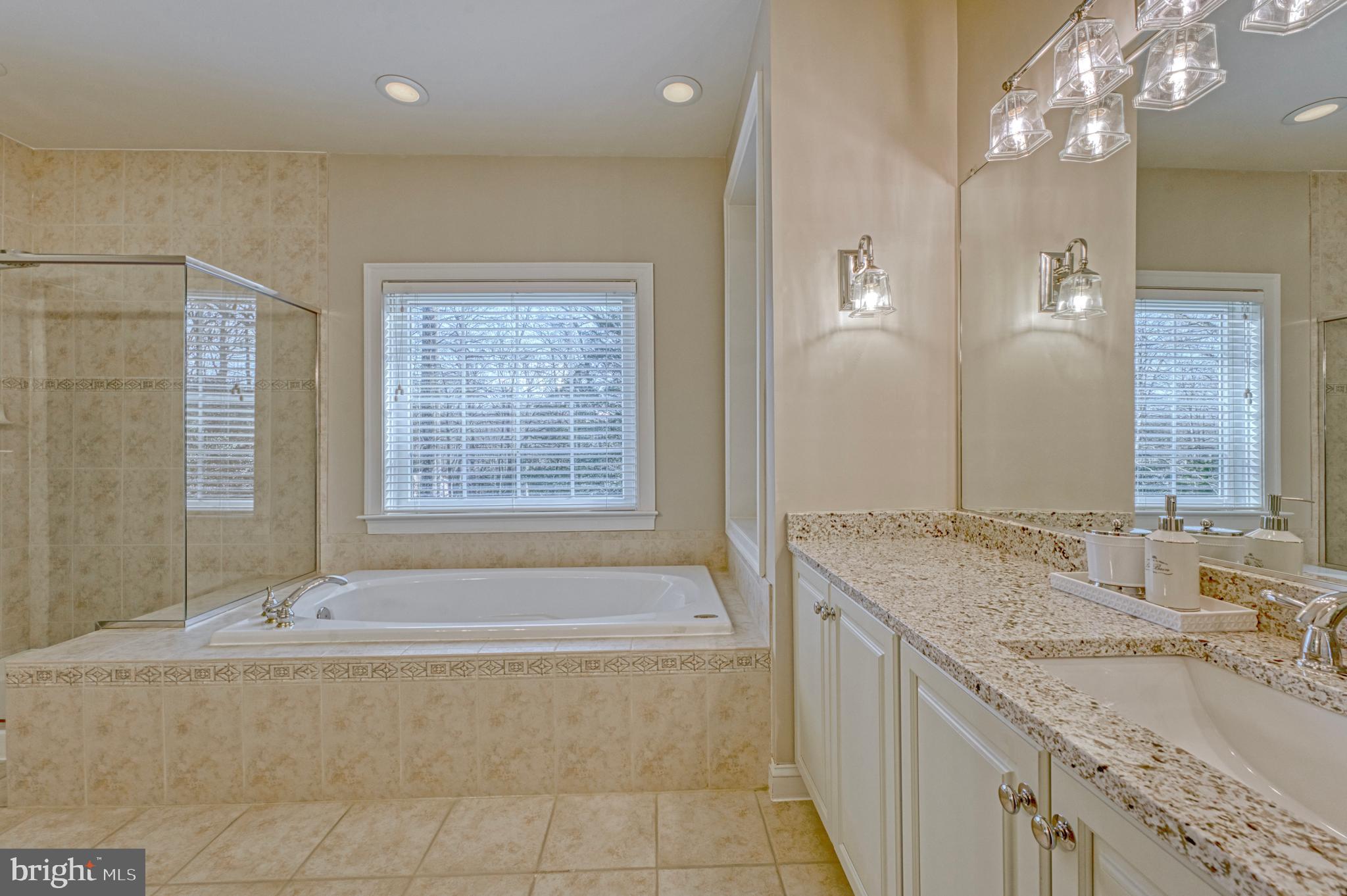 12193 Wild Horse Dr