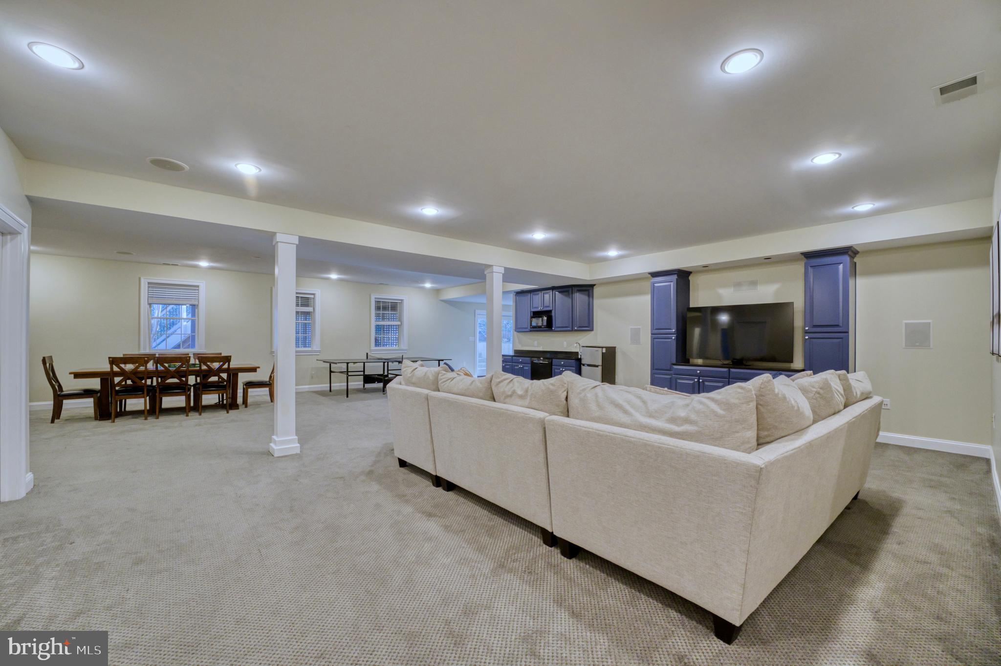 12193 Wild Horse Dr