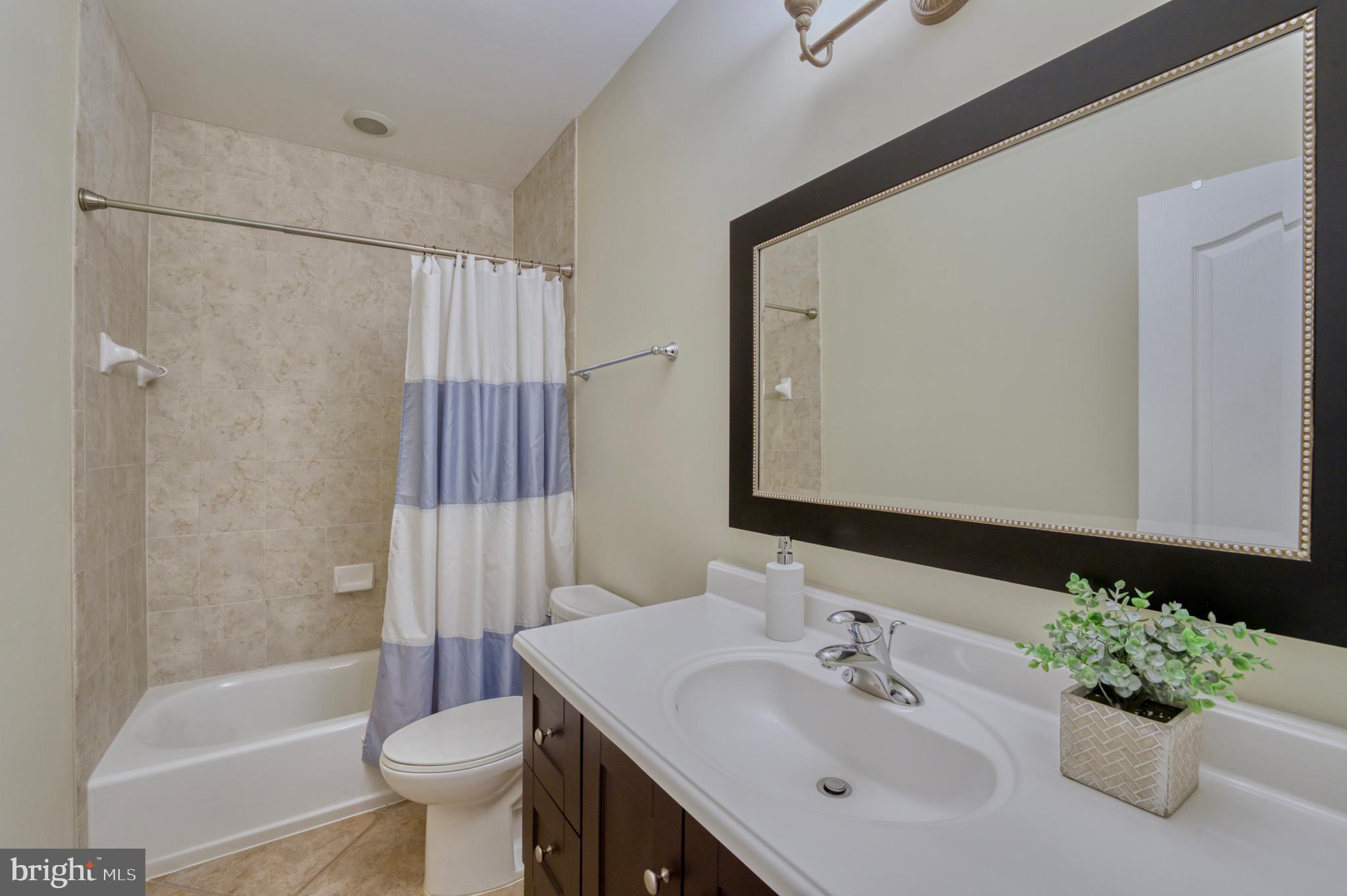 12193 Wild Horse Dr