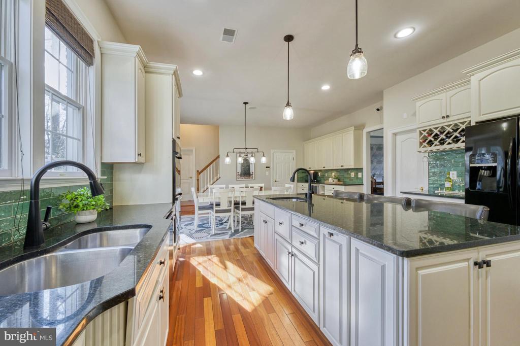 12193 Wild Horse Dr