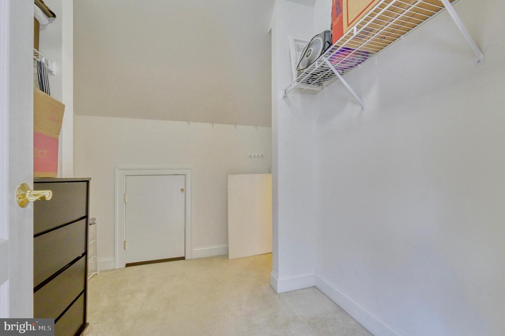 12193 Wild Horse Dr