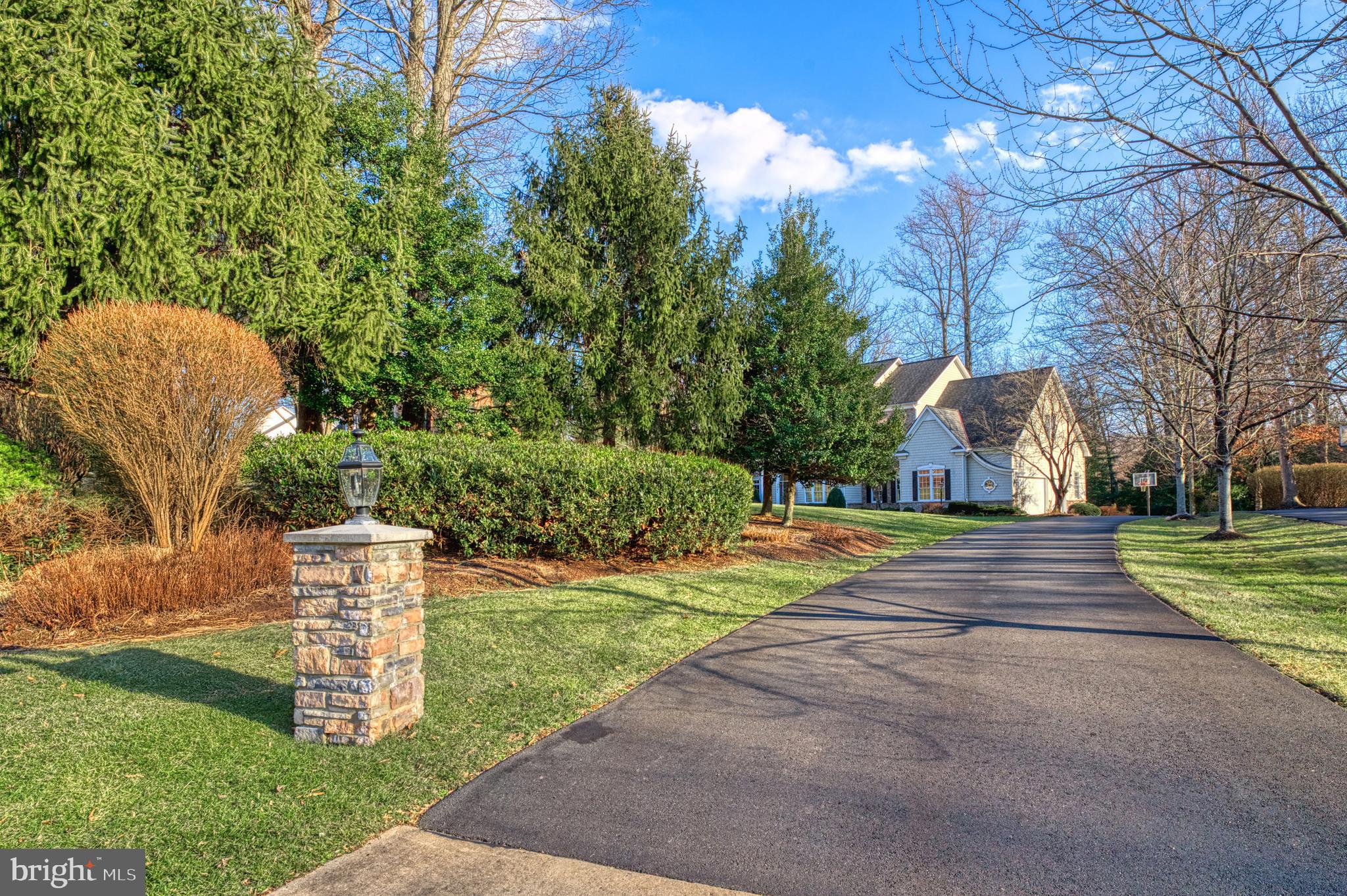 12193 Wild Horse Dr