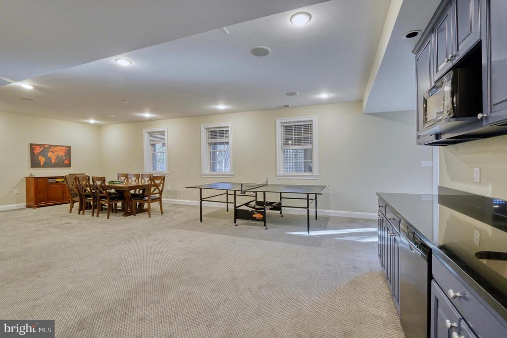 12193 Wild Horse Dr