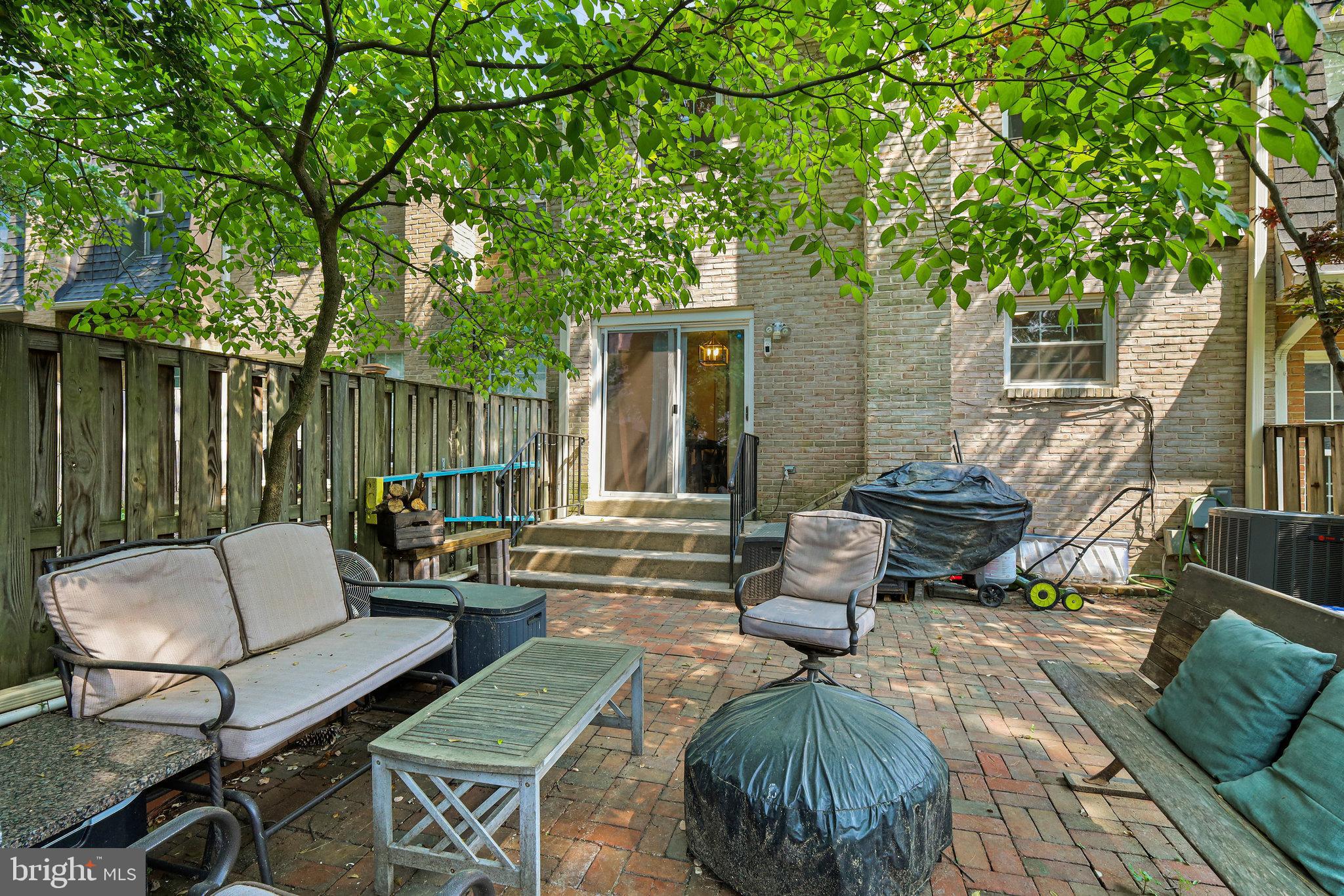 6636 GREEN ASH DRIVE