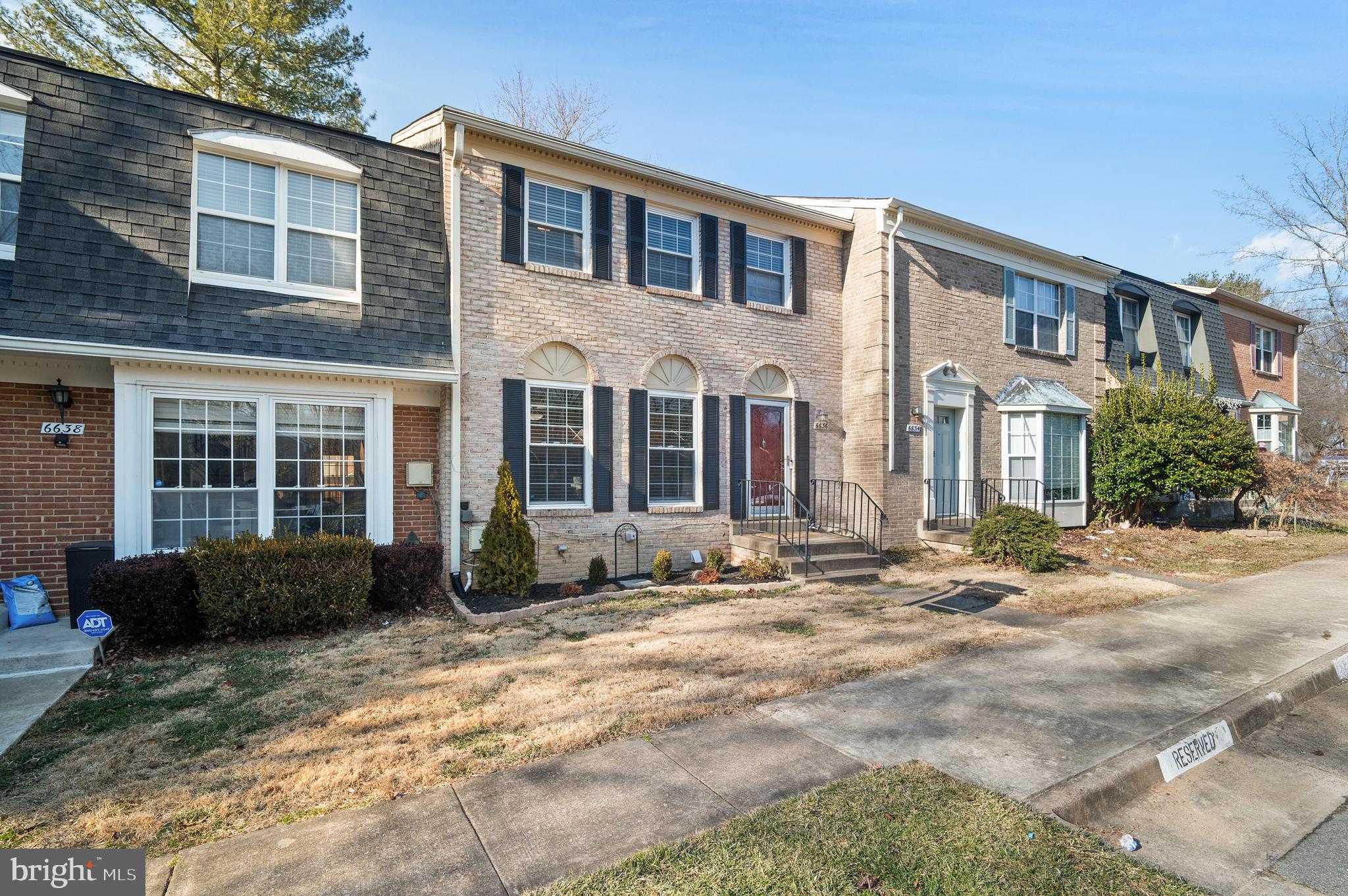 6636 GREEN ASH DRIVE