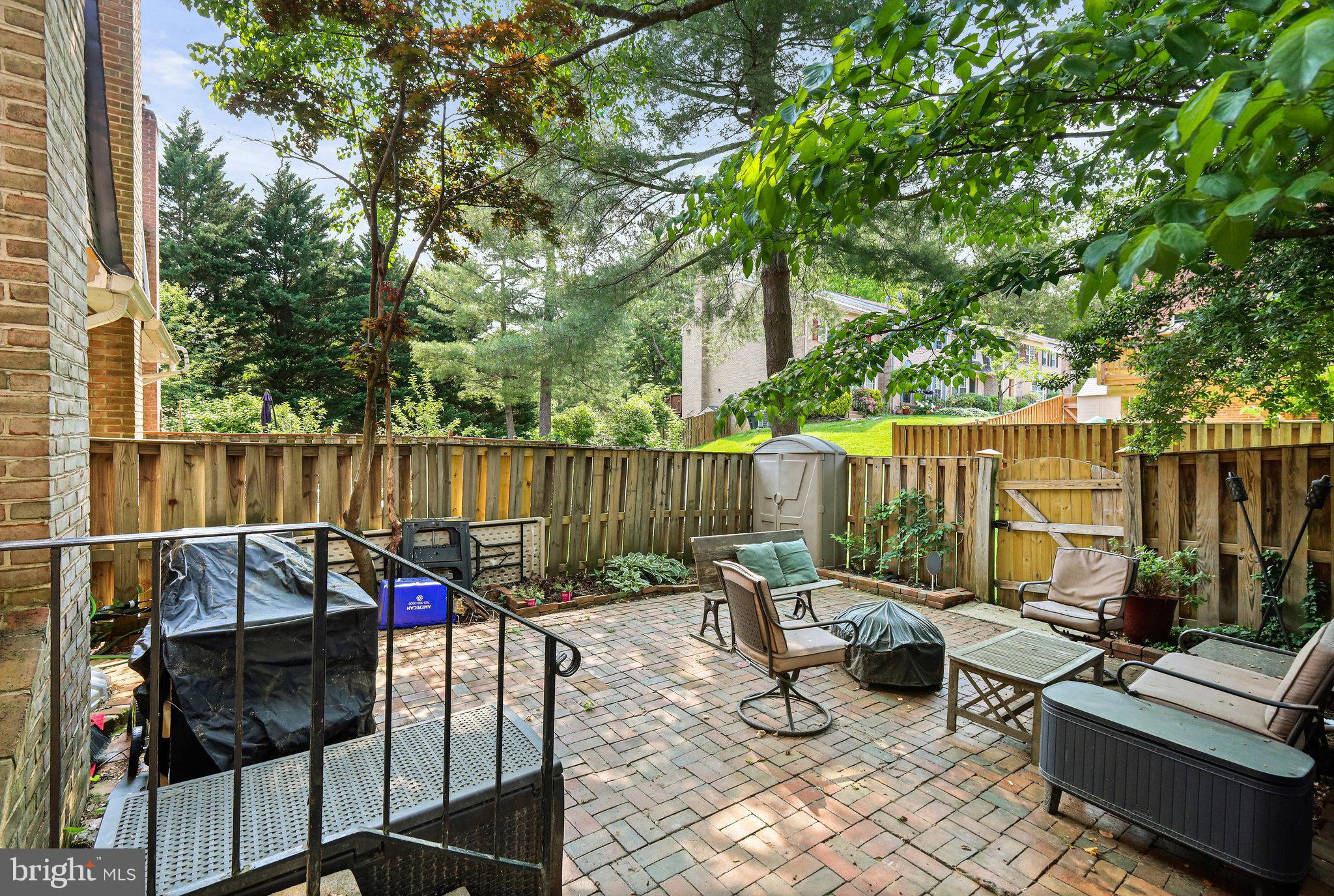 6636 GREEN ASH DRIVE