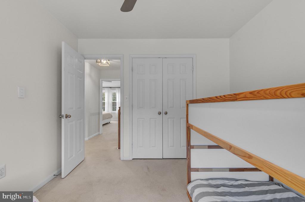 7693 Lavenham Lndg