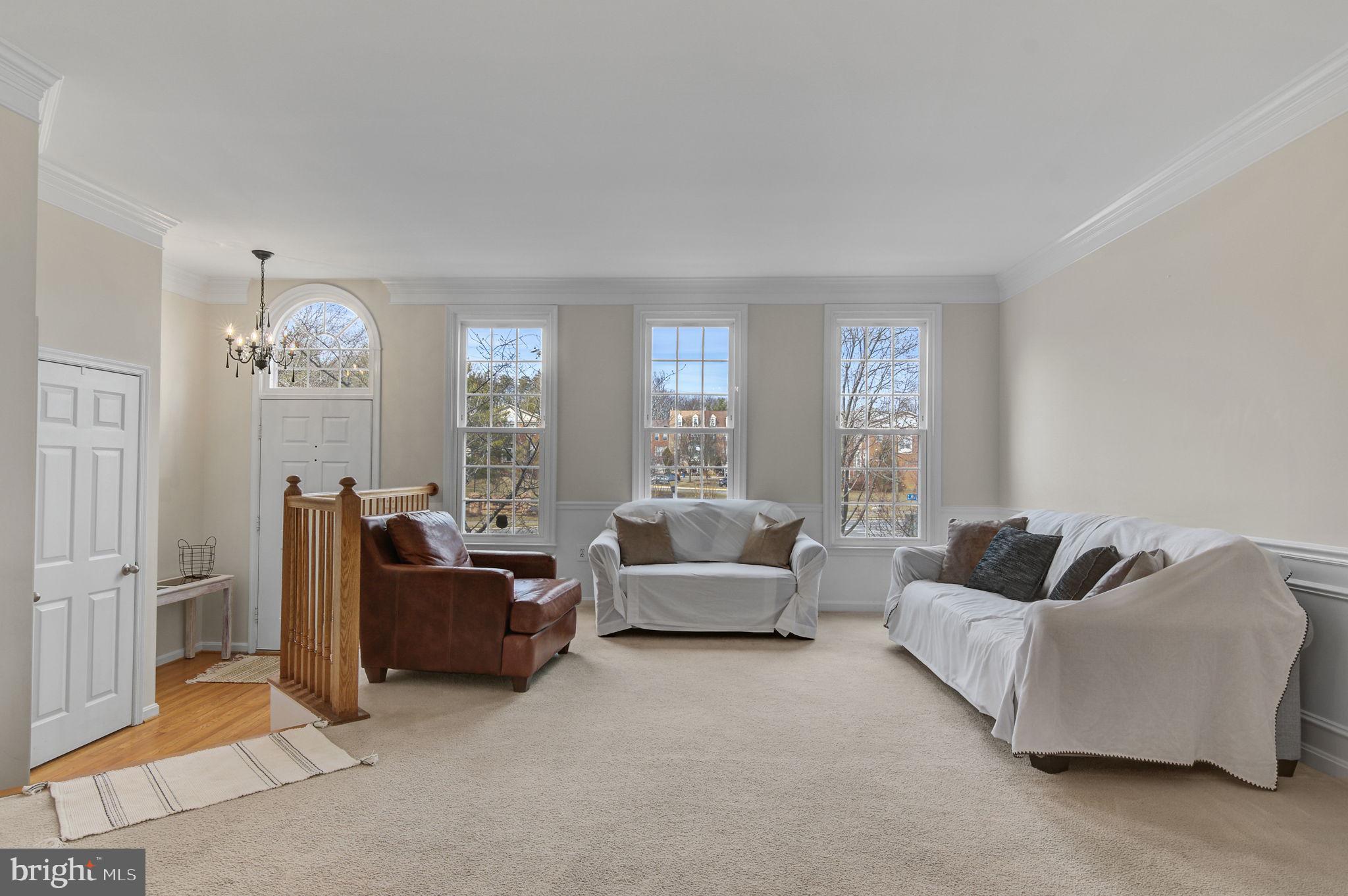 7693 Lavenham Lndg