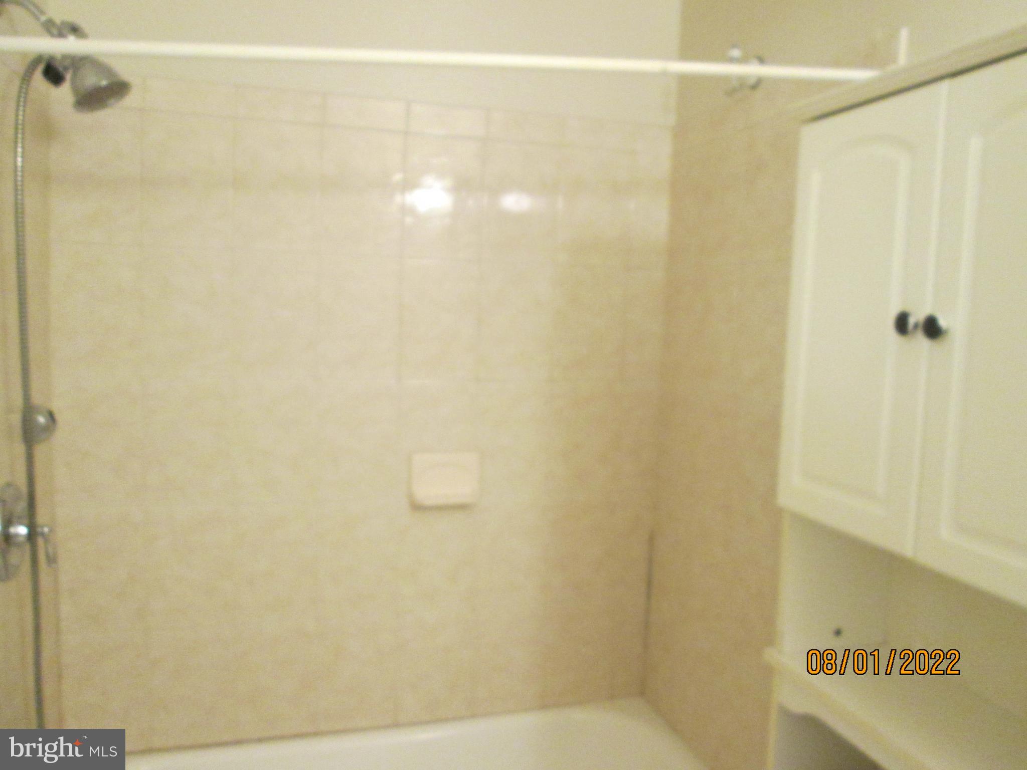 7528 COXTON COURT 100