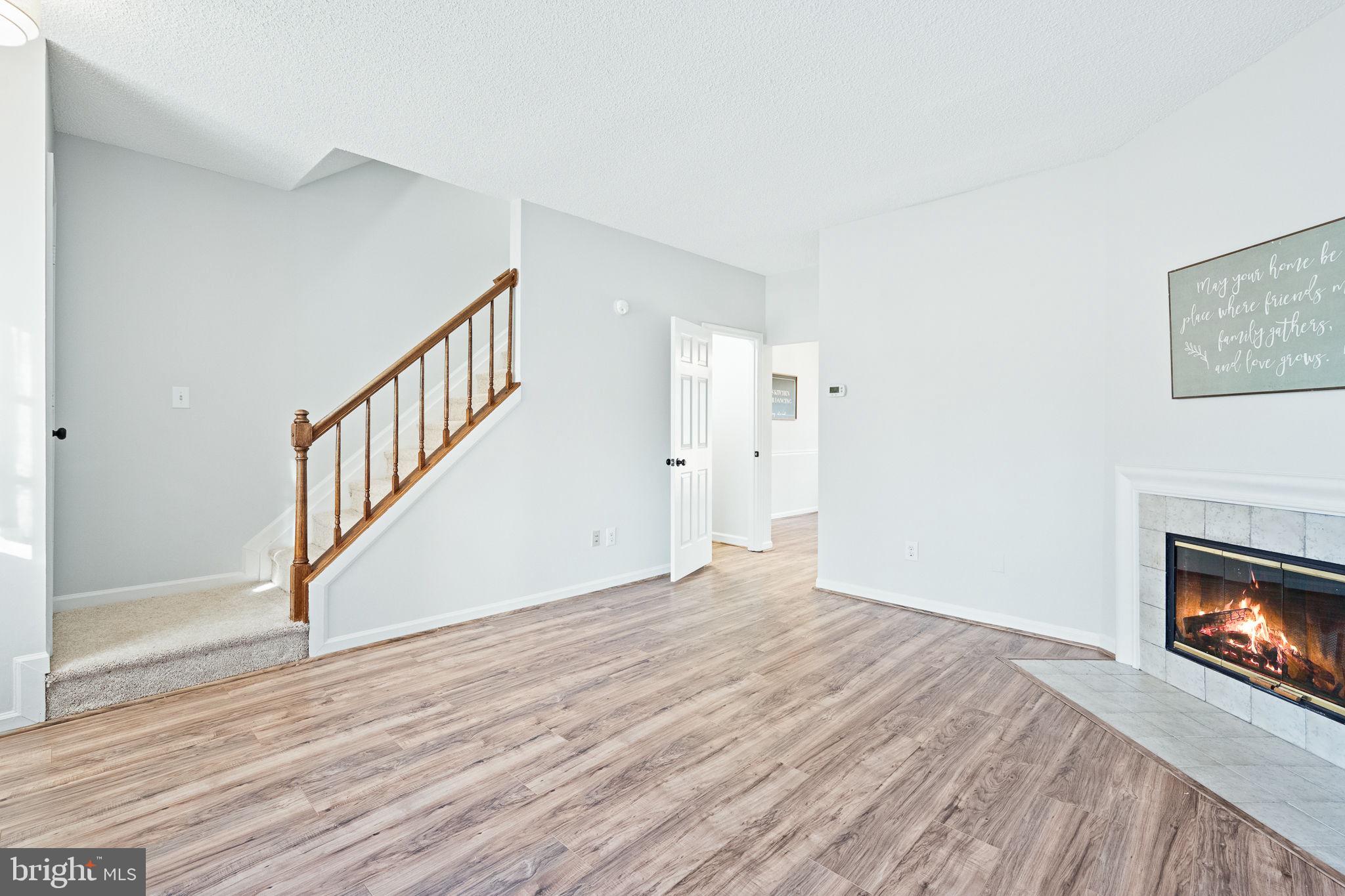 13523 Highland Mews Pl