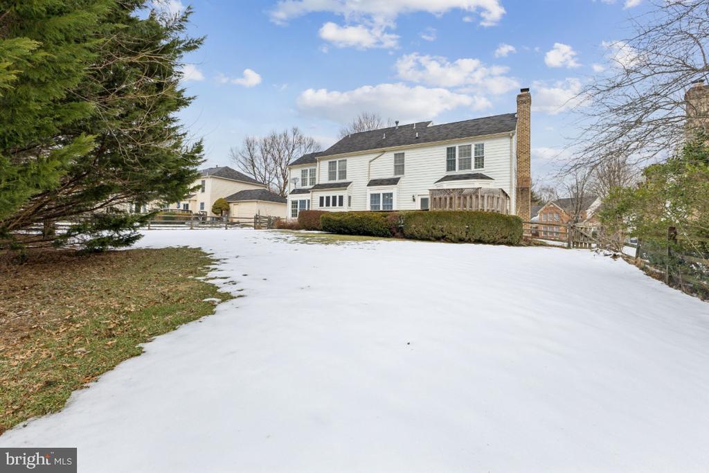 6218 Secret Hollow Ln
