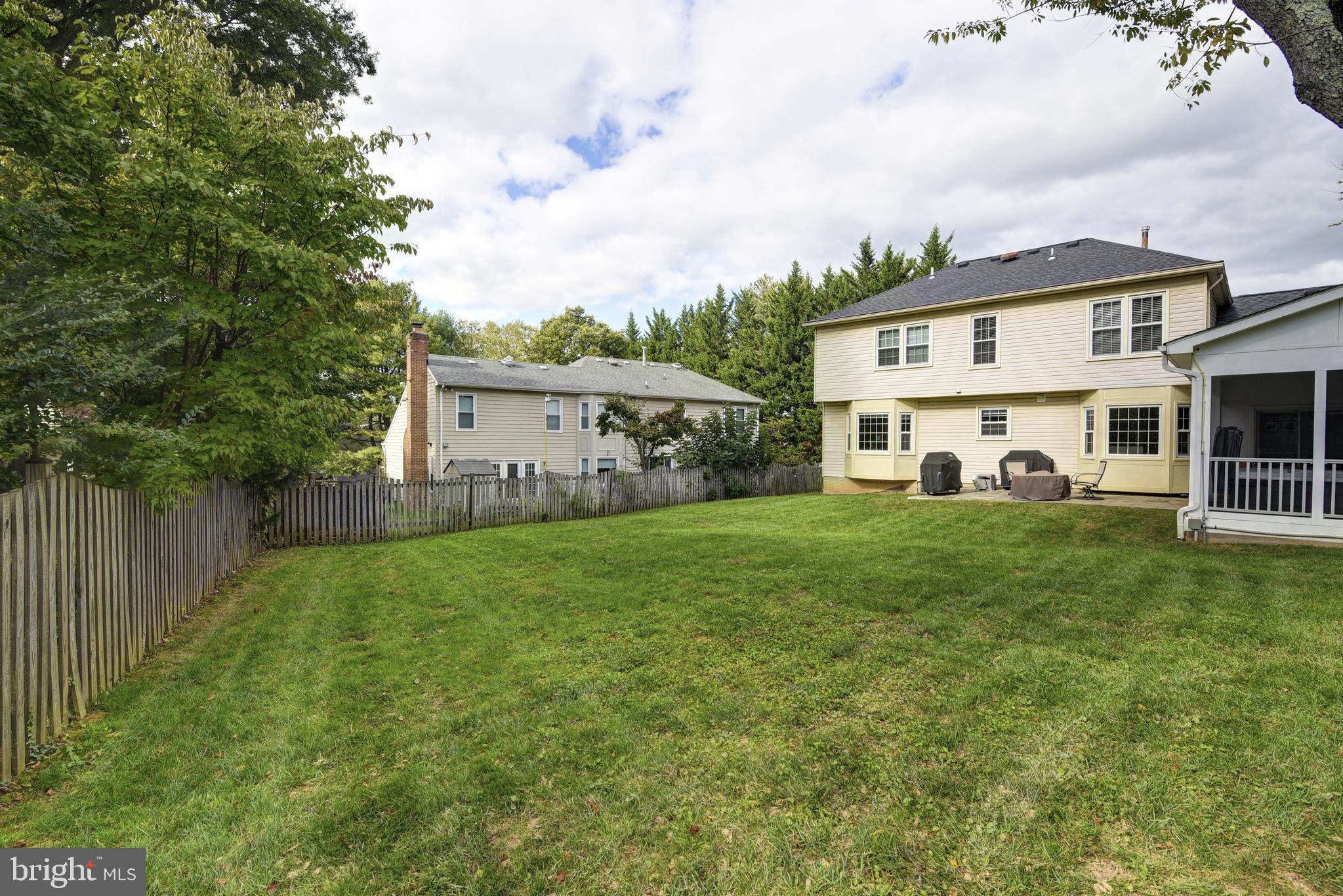 8911 Old Courthouse Rd