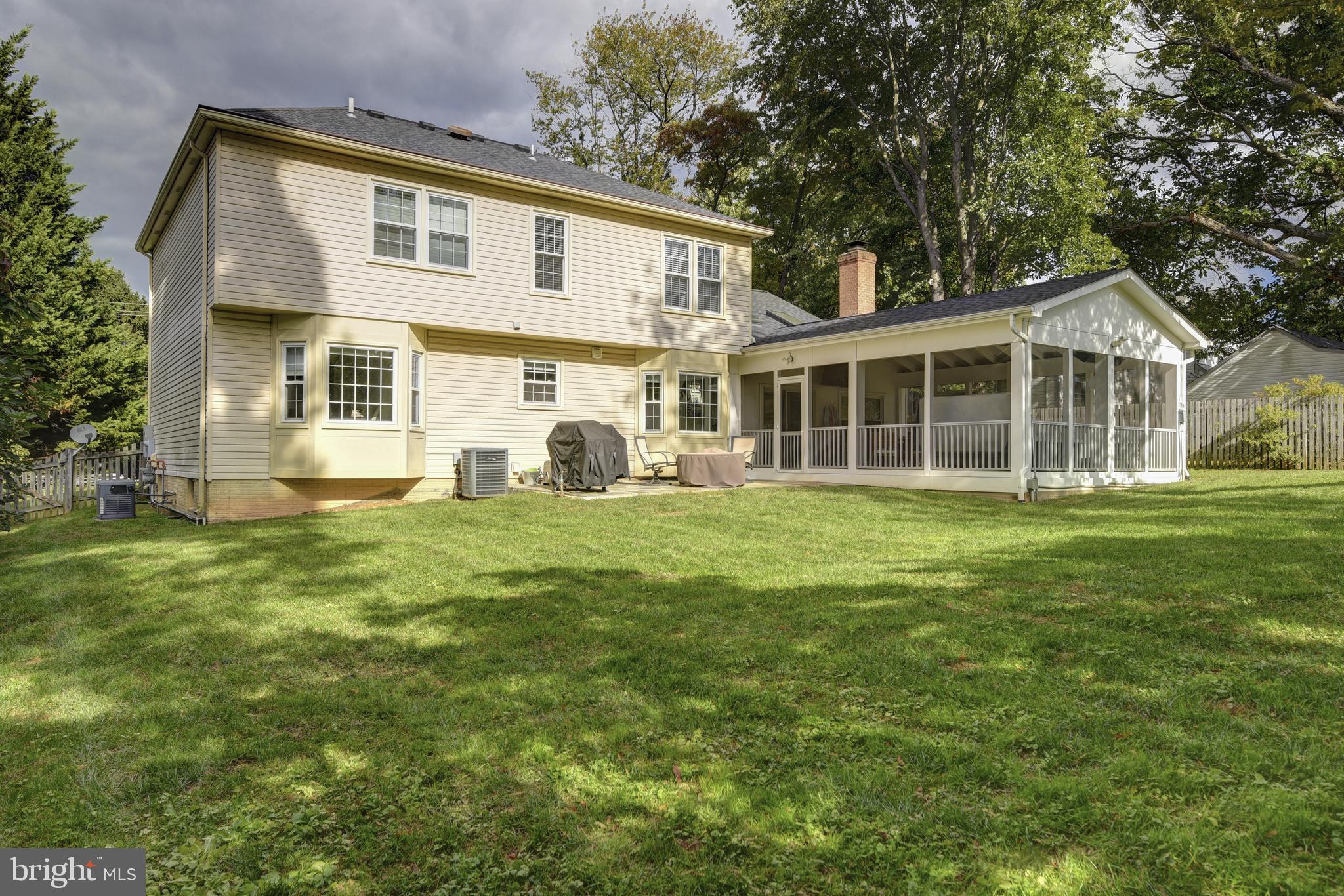 8911 Old Courthouse Rd