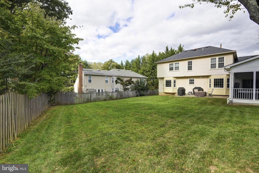 8911 Old Courthouse Rd