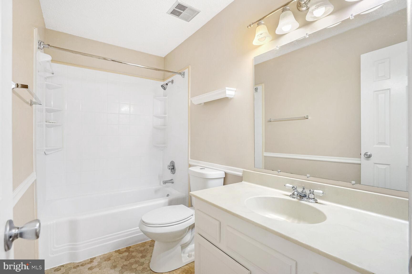 3019 MCMASTER COURT