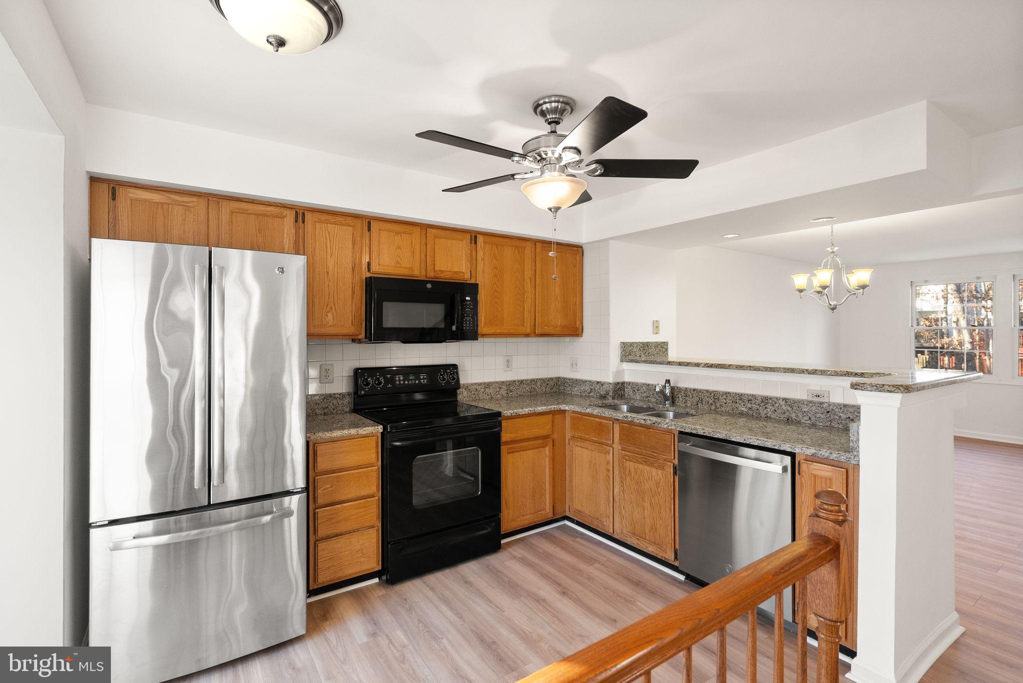 6593 SKYLEMAR TRAIL